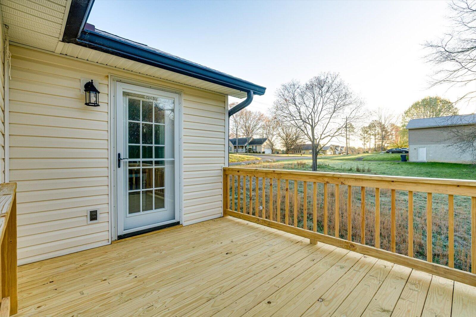 203 Darvin Lane, LaFayette