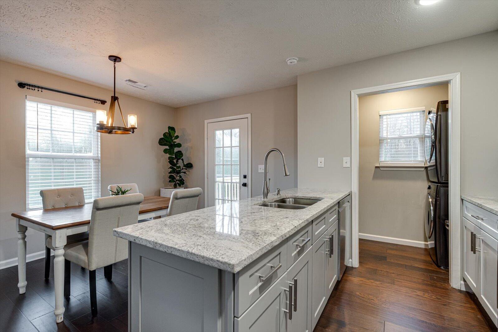 203 Darvin Lane, LaFayette
