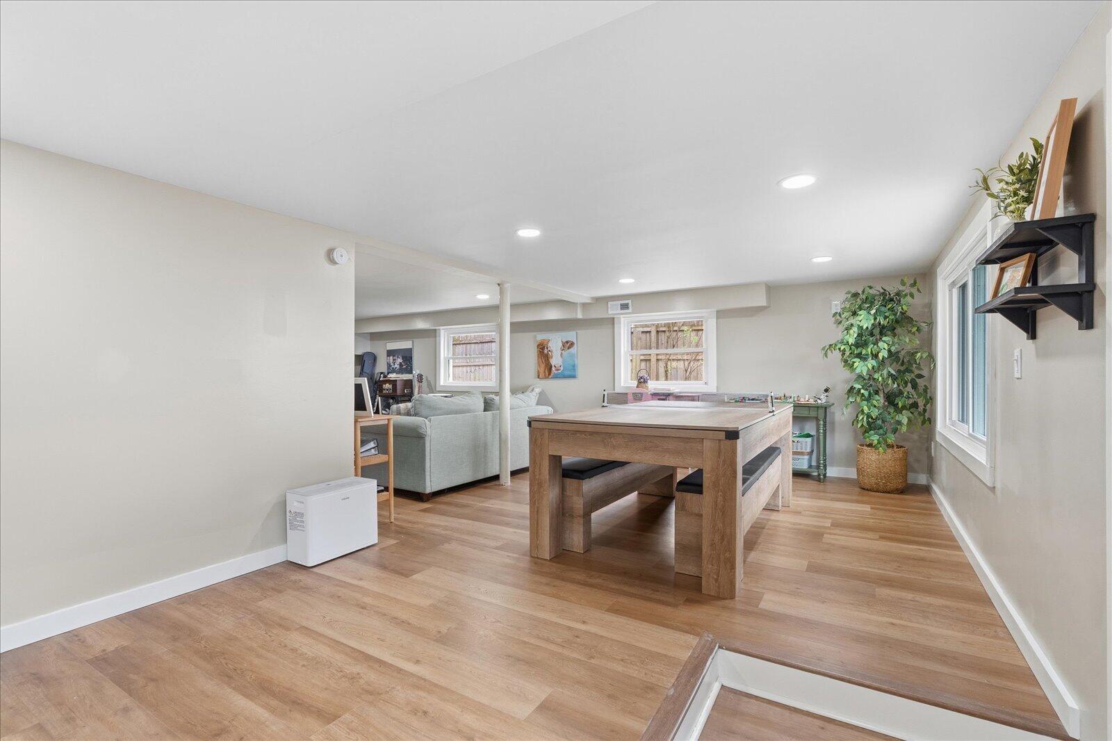 6216 Forest Park Drive