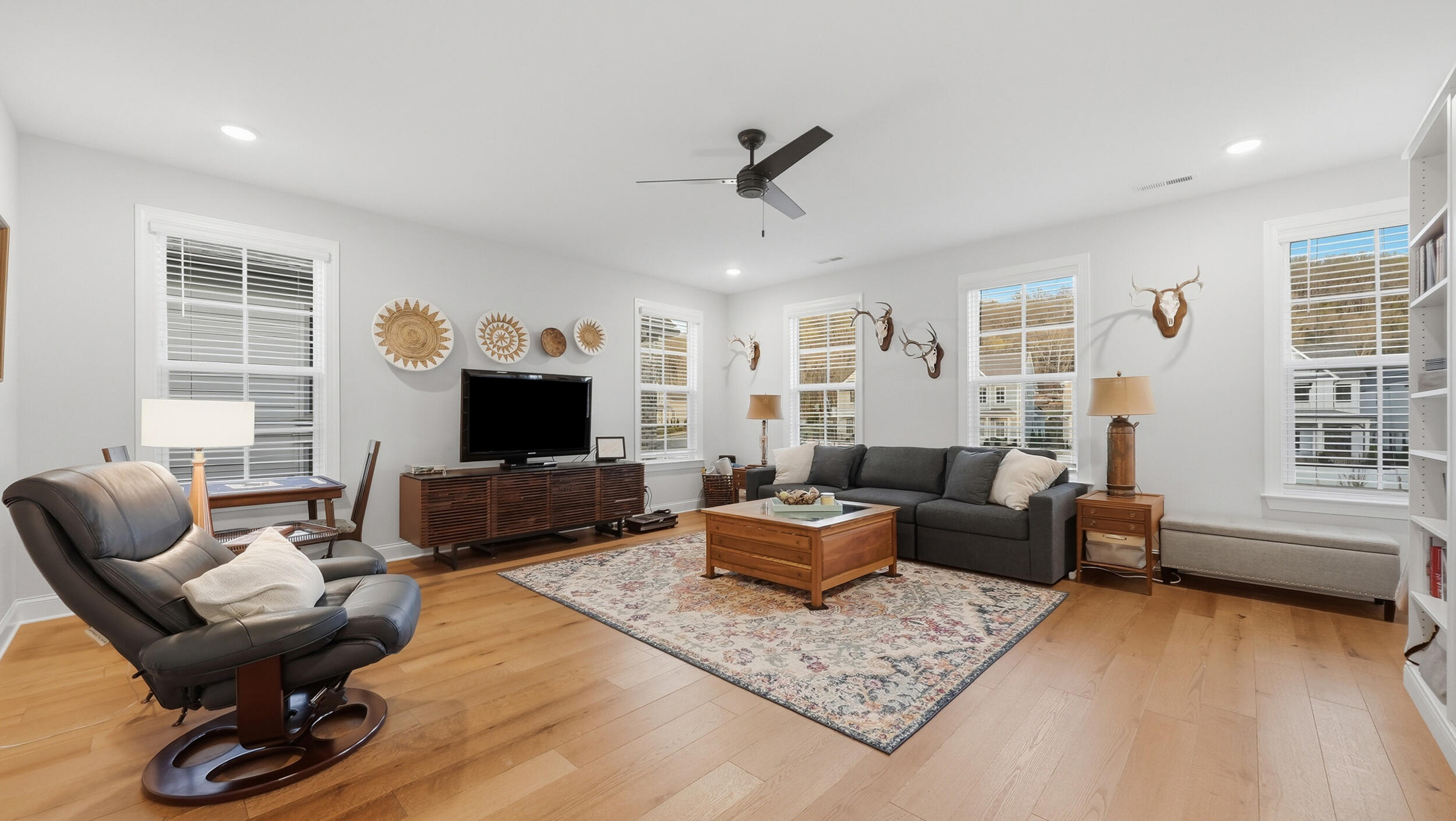 6814 Betsy Lane