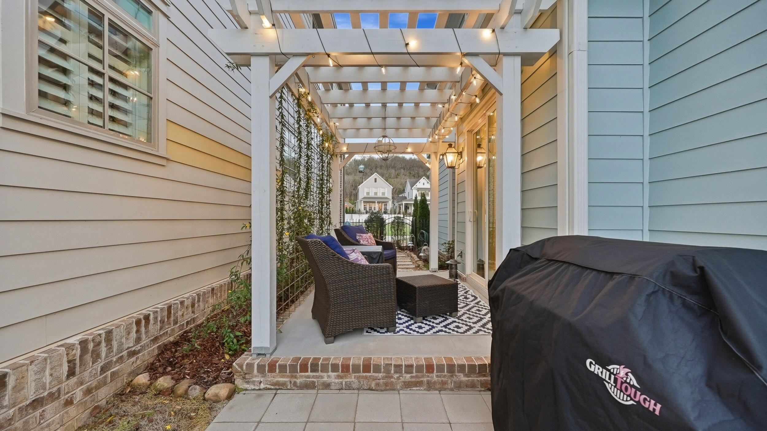 6814 Betsy Lane