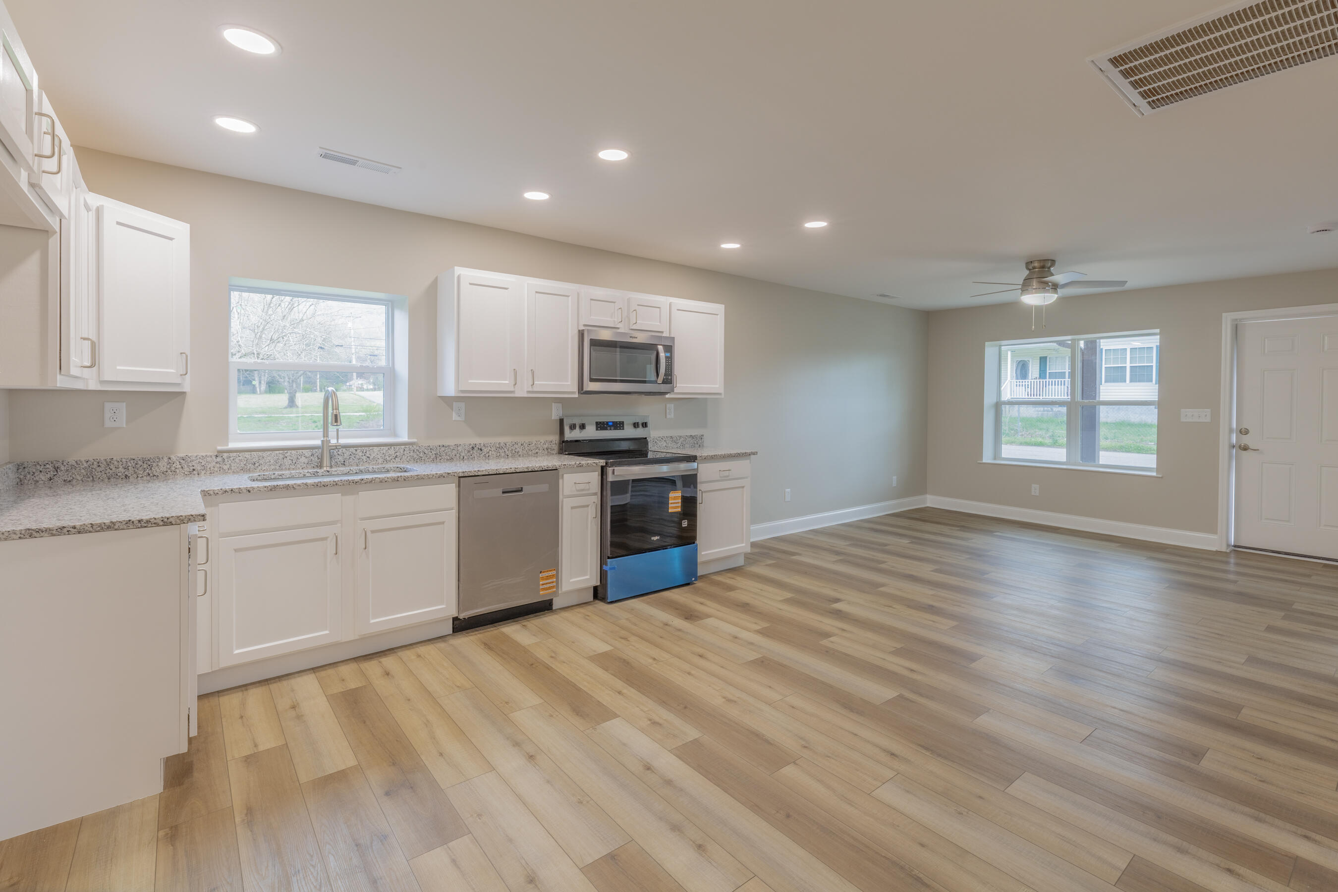 278 W Michigan Avenue