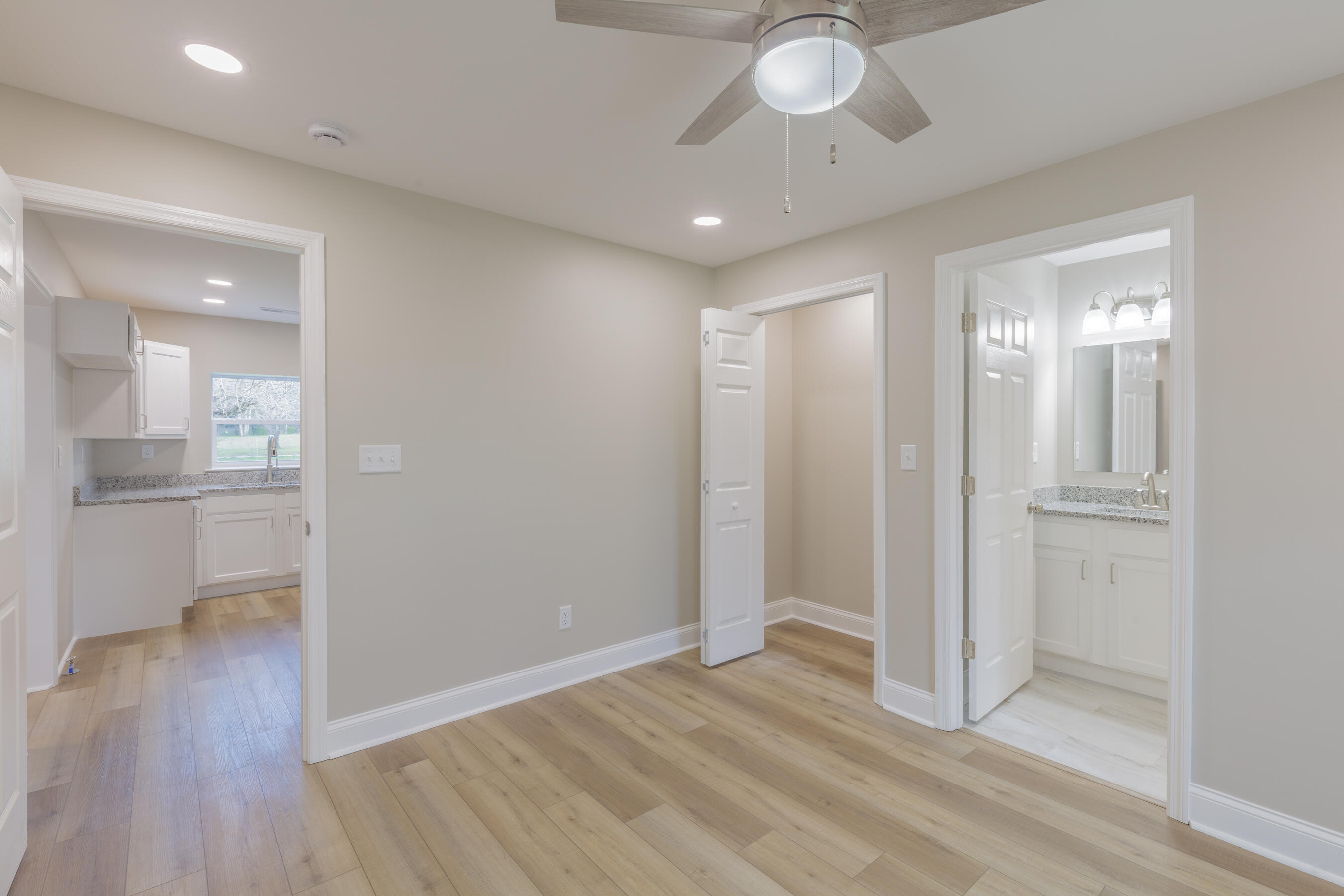 278 W Michigan Avenue