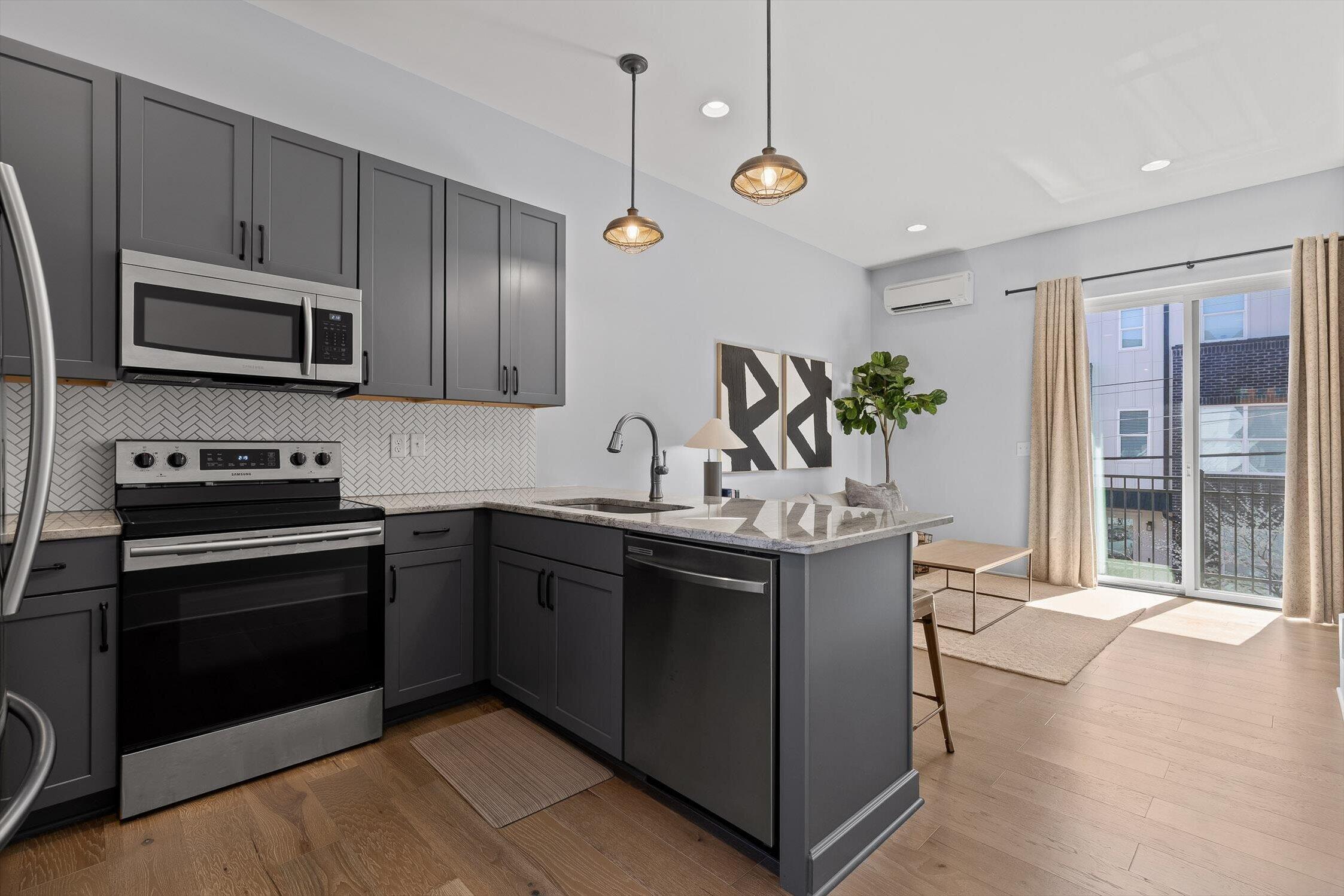 209 W 16th Street