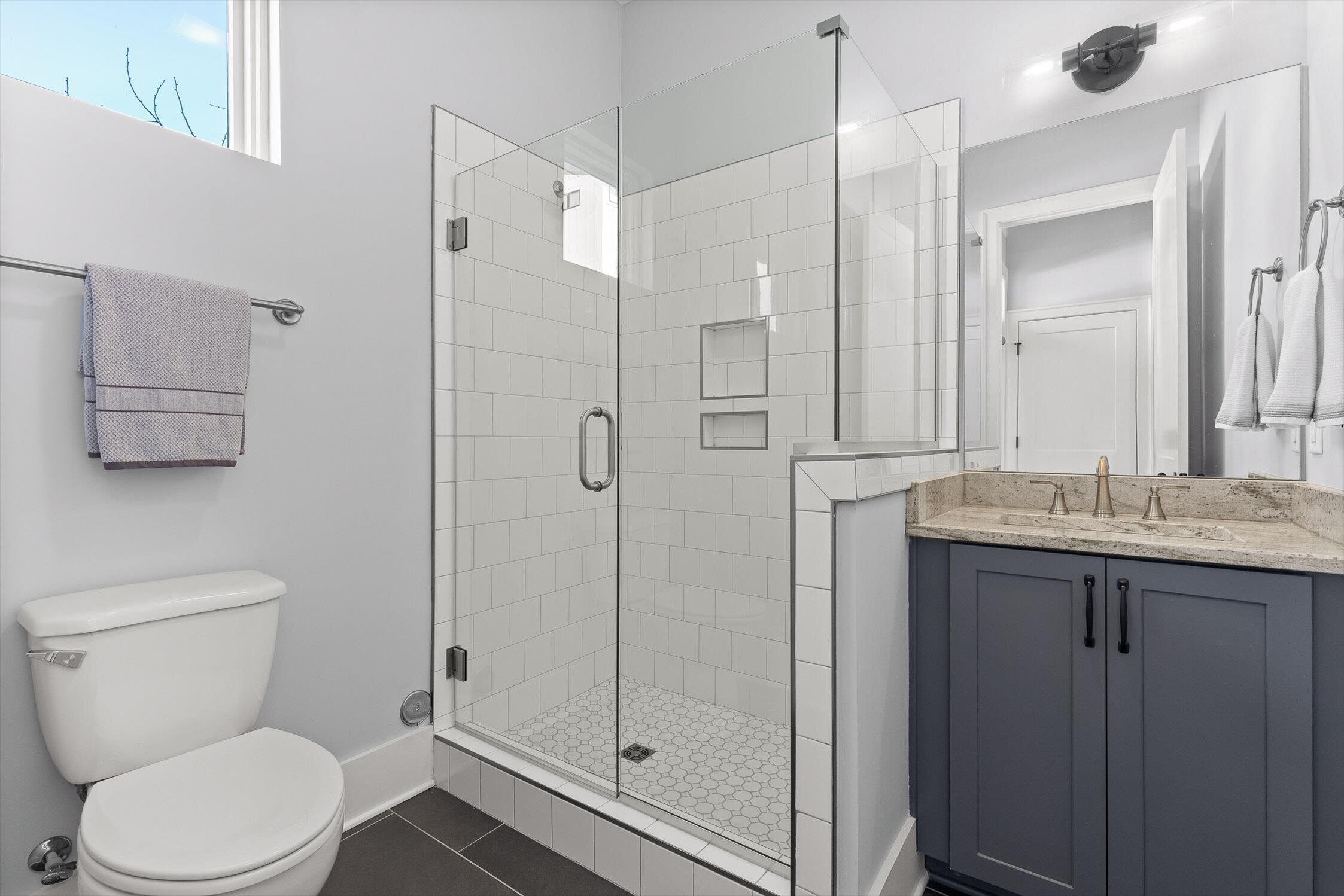 209 W 16th Street