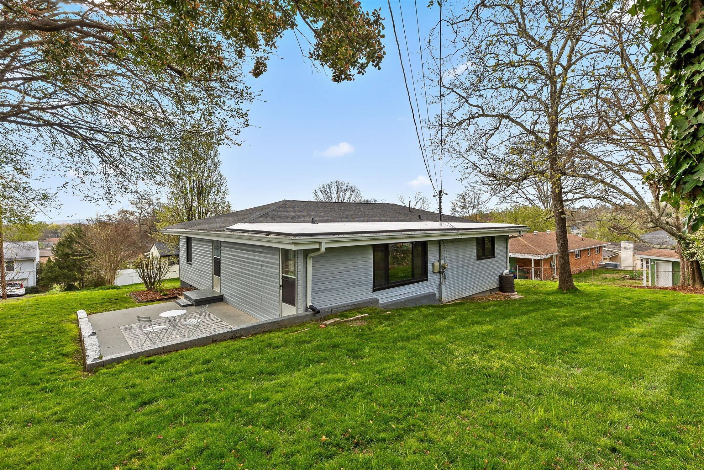 833 Belvoir Hills Drive