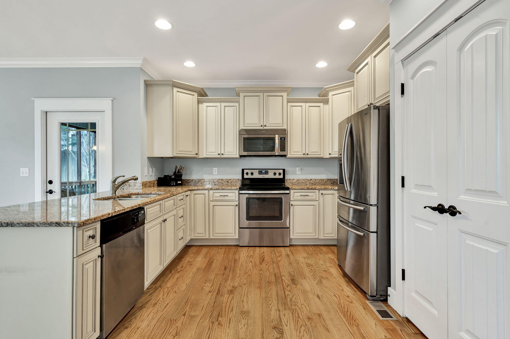 4517 Wellesley Drive