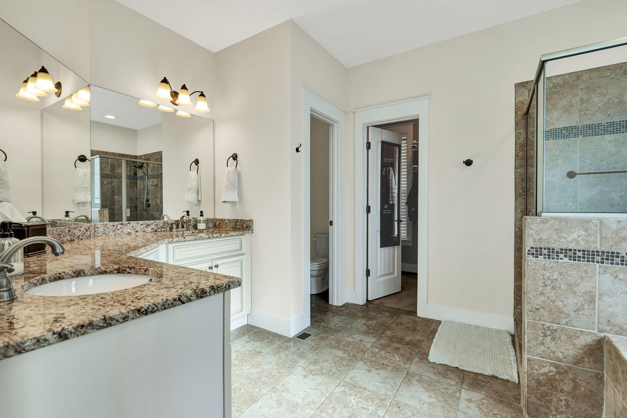 4517 Wellesley Drive