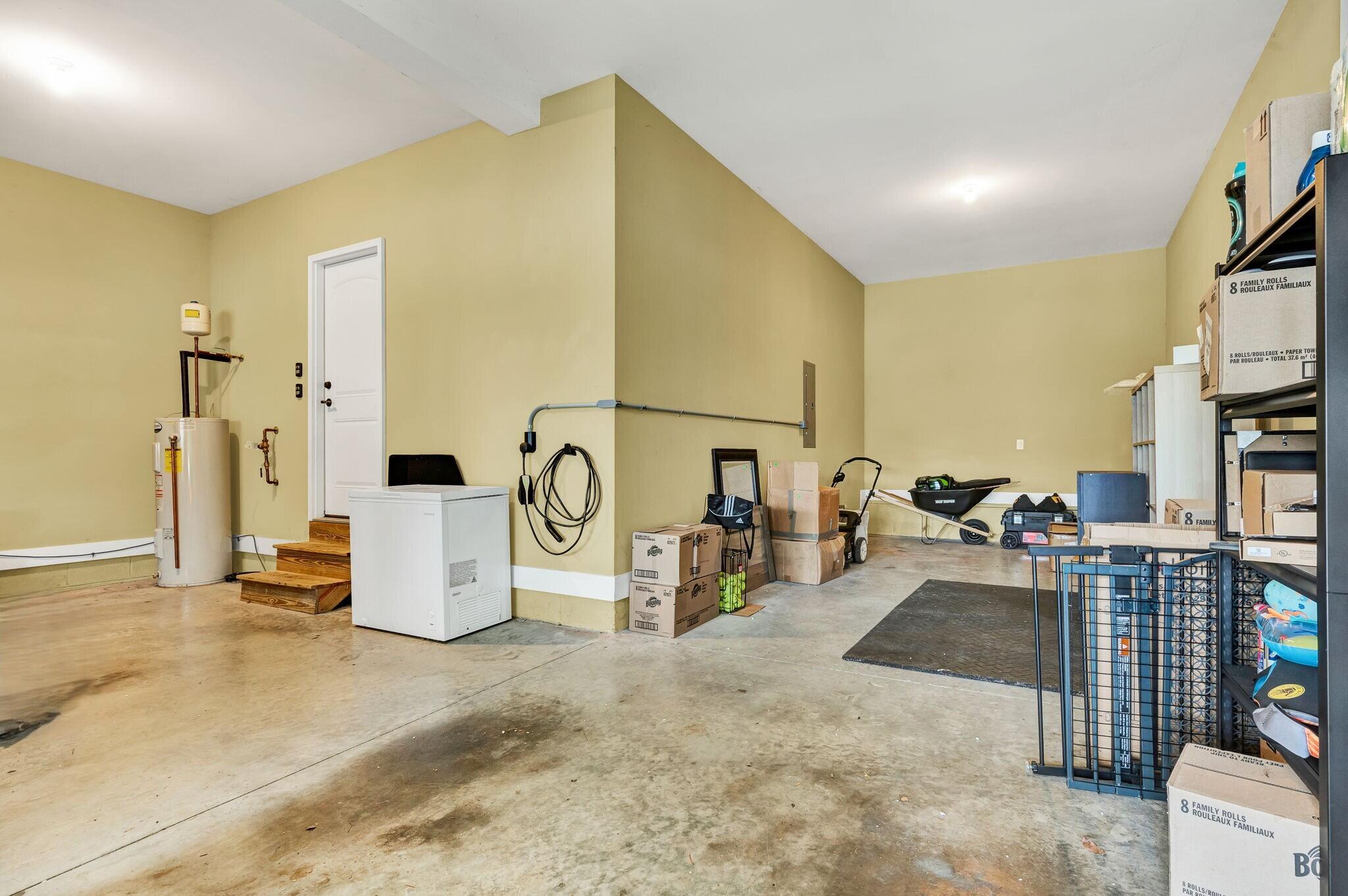 4517 Wellesley Drive