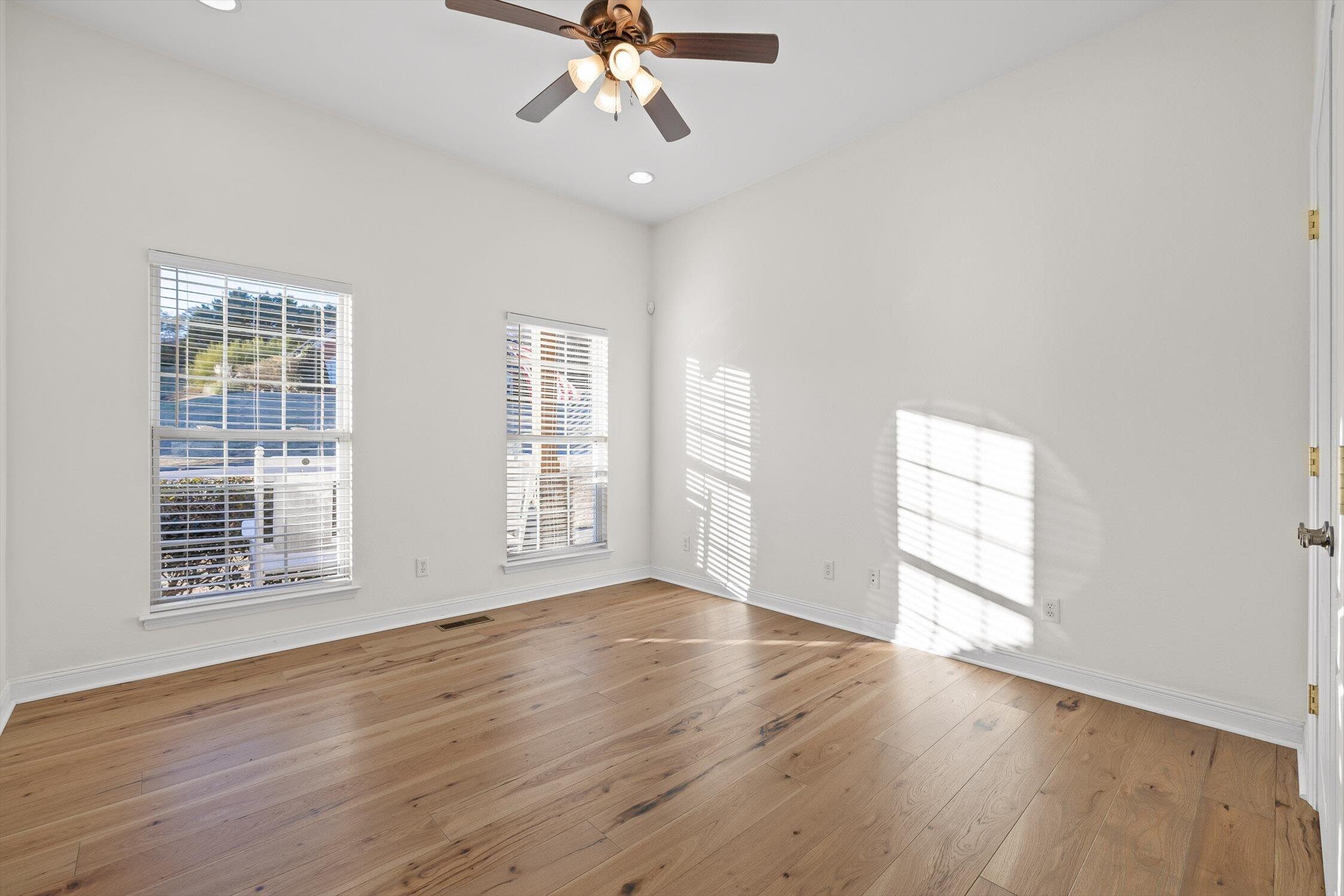 140 Thorncrest Drive