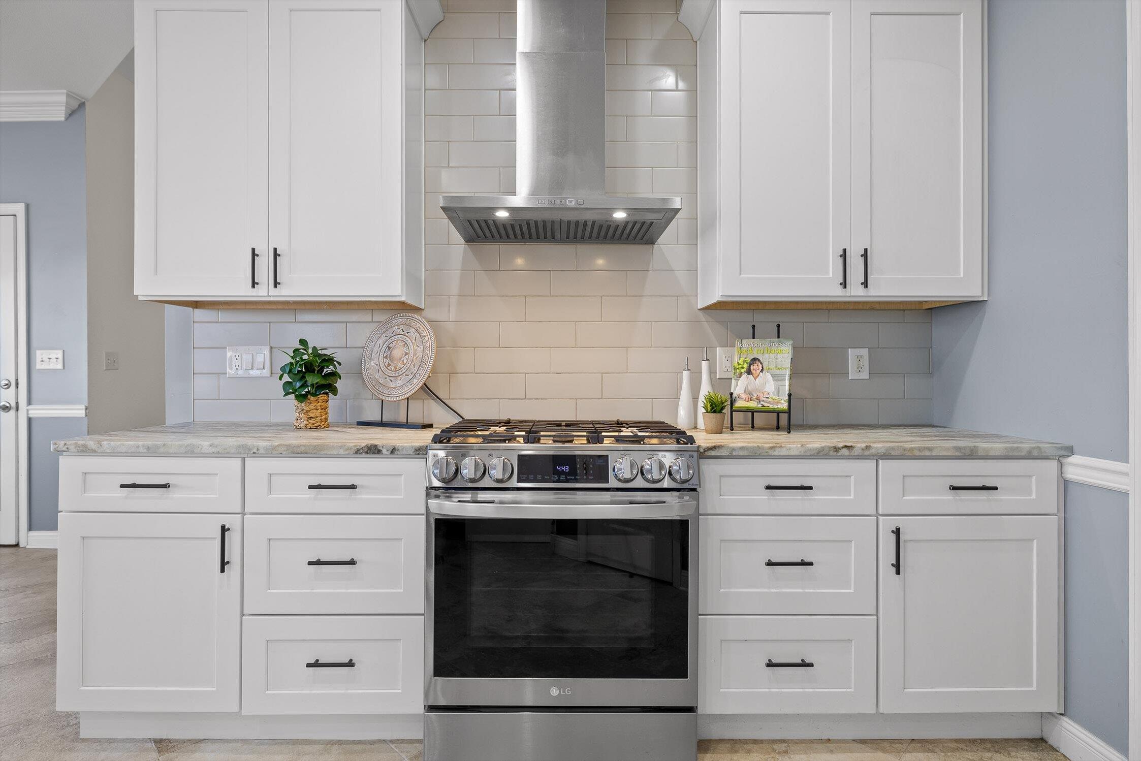 140 Thorncrest Drive