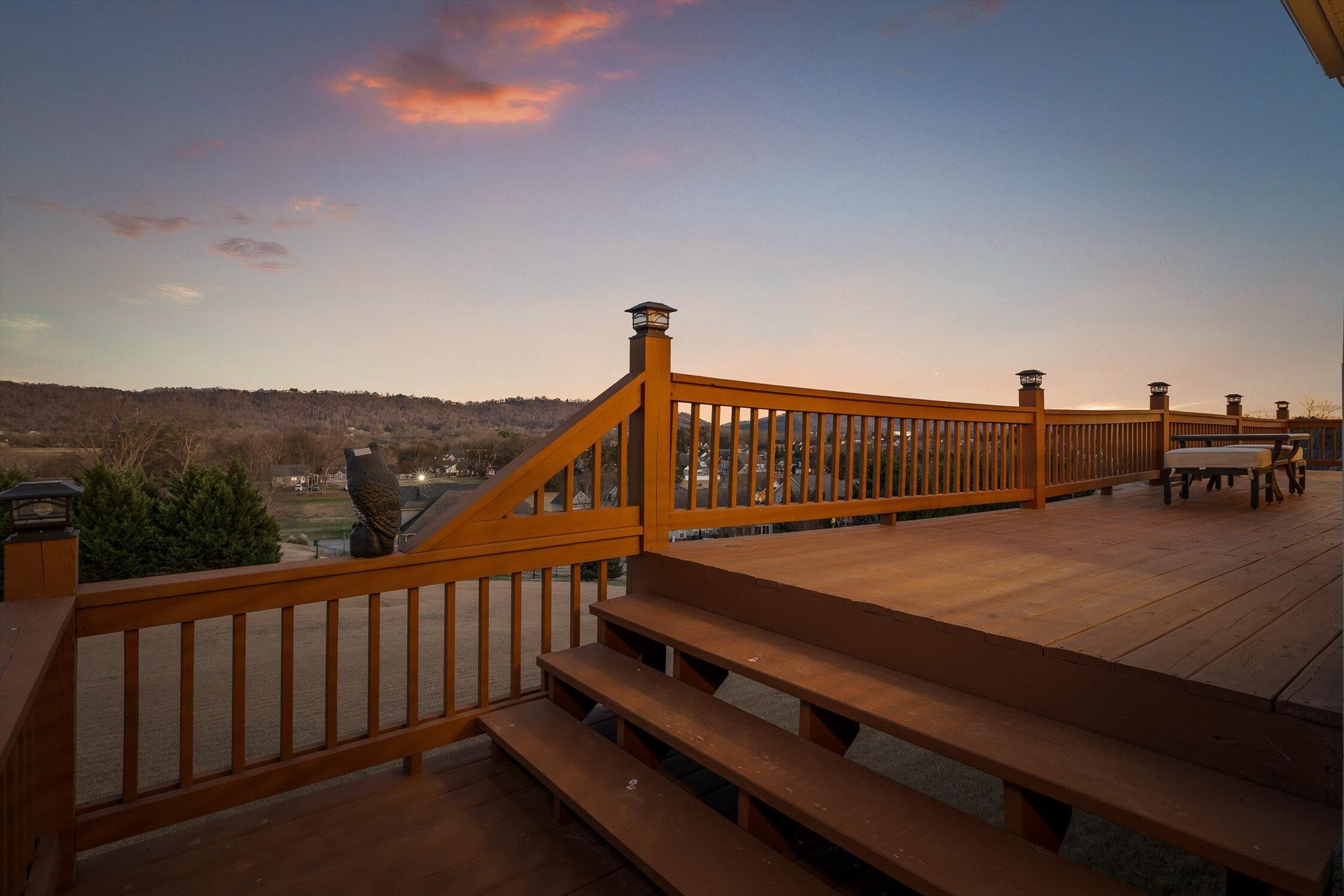 140 Thorncrest Drive