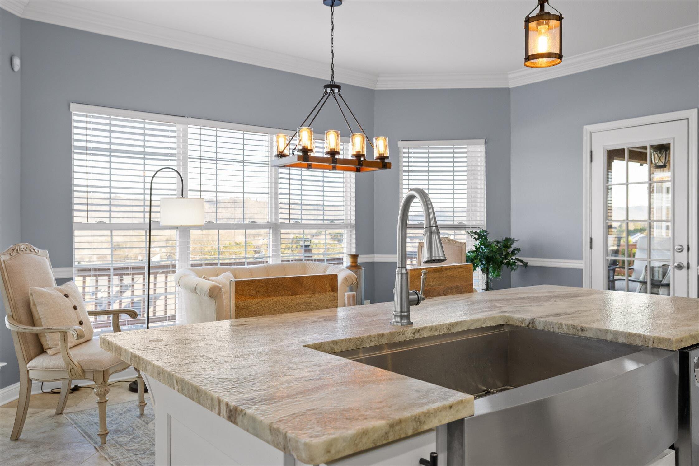 140 Thorncrest Drive