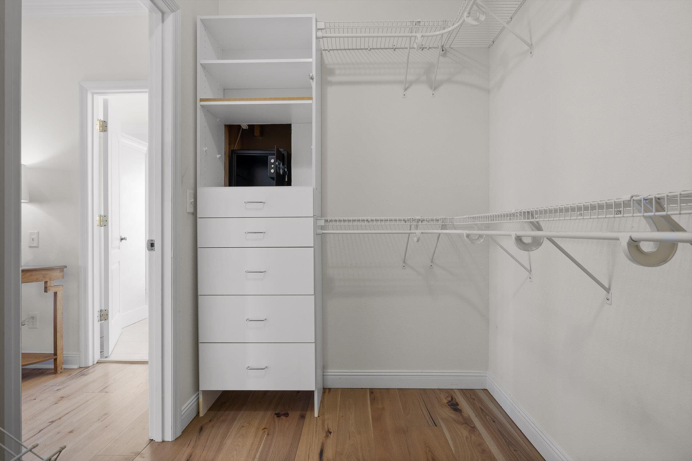 140 Thorncrest Drive