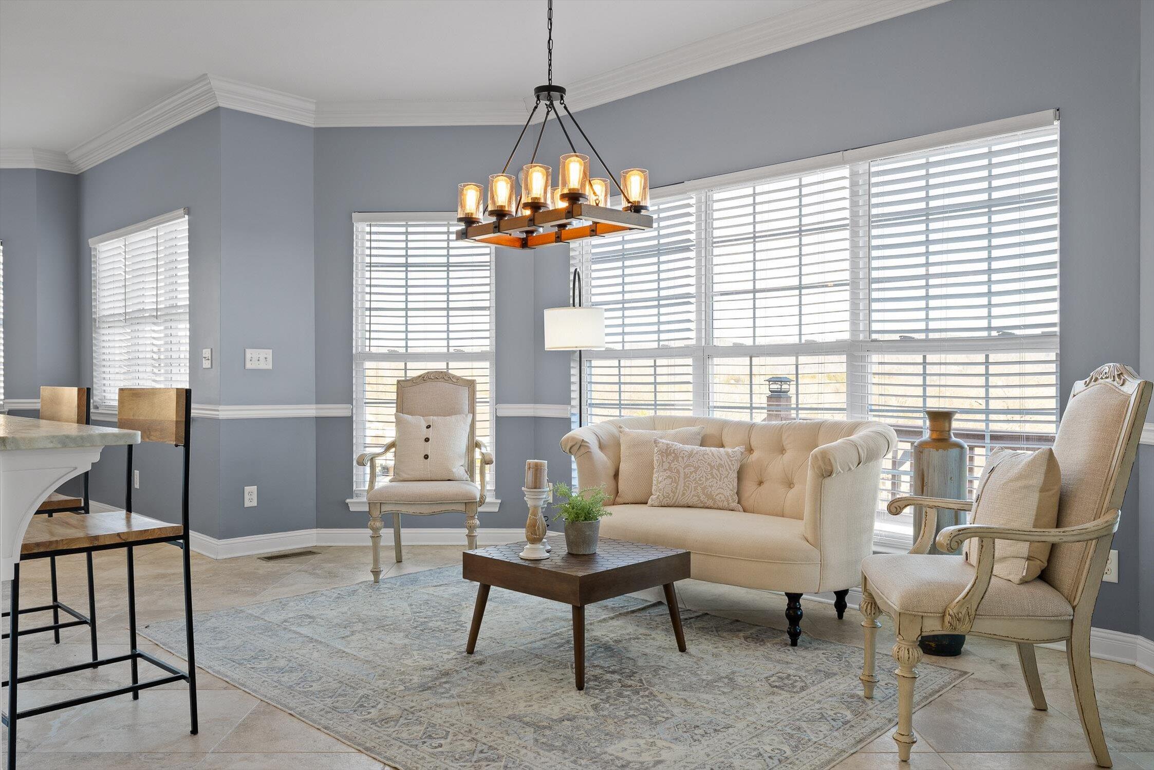 140 Thorncrest Drive