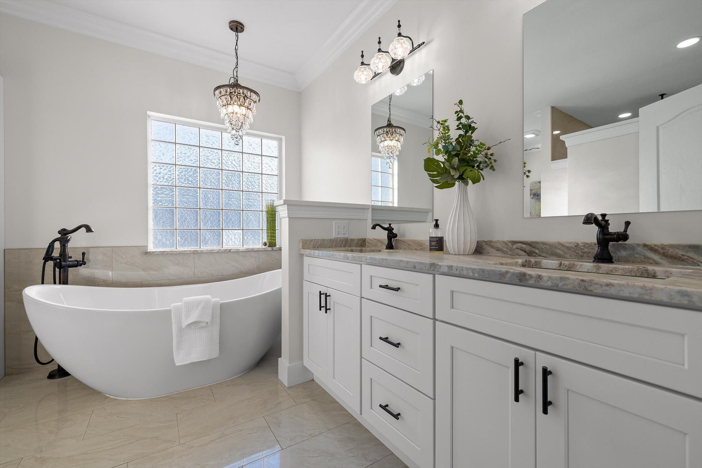 140 Thorncrest Drive