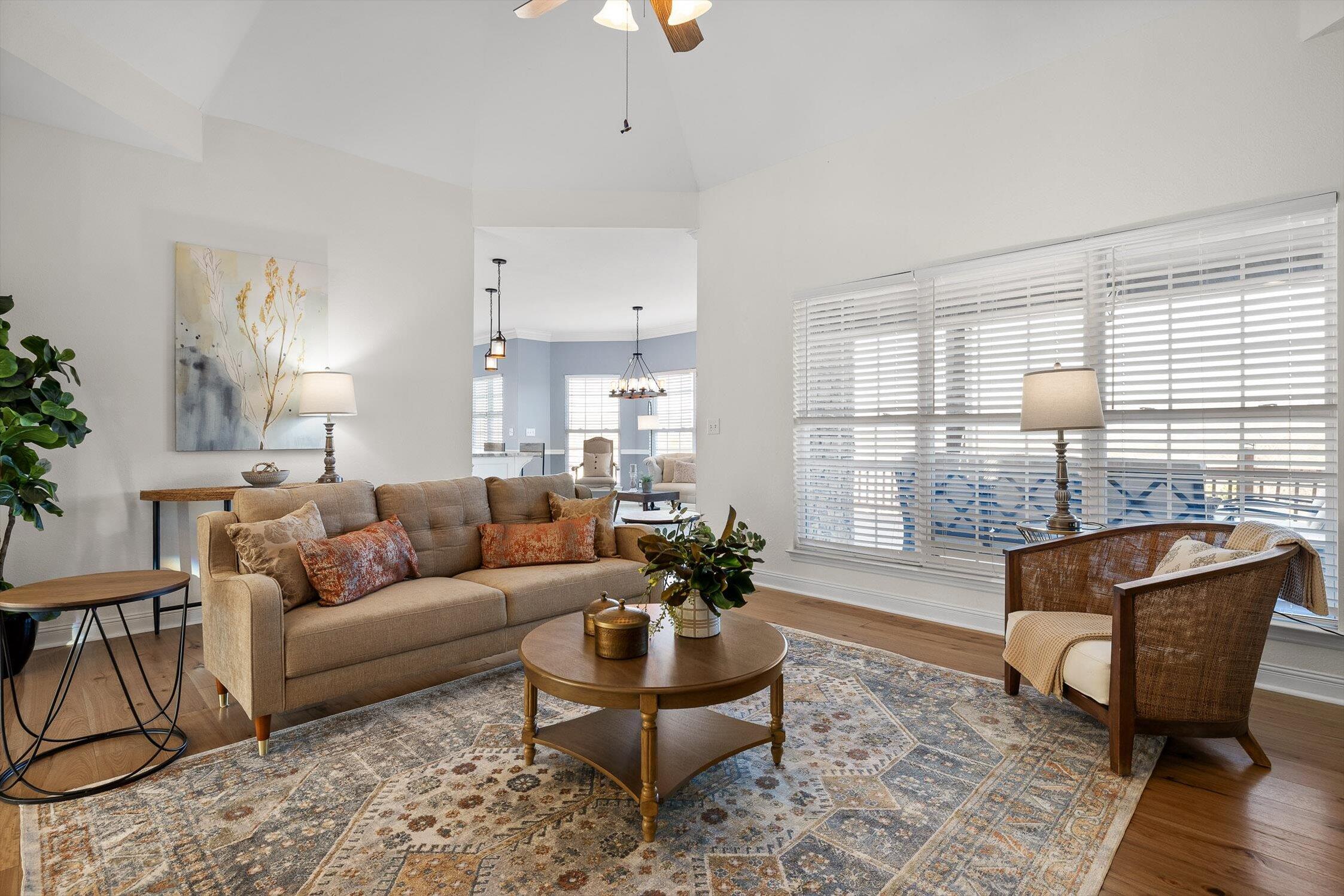 140 Thorncrest Drive