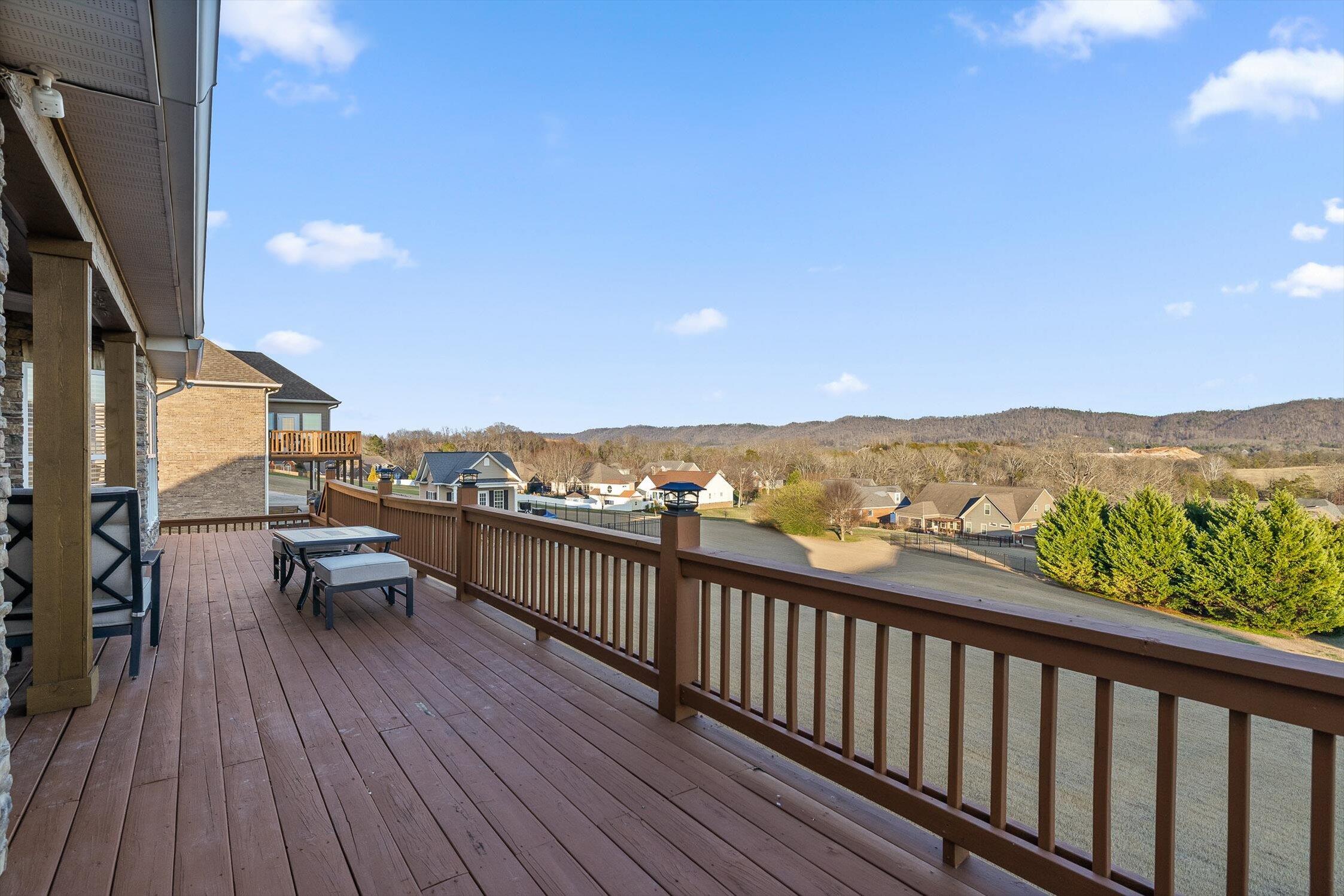 140 Thorncrest Drive