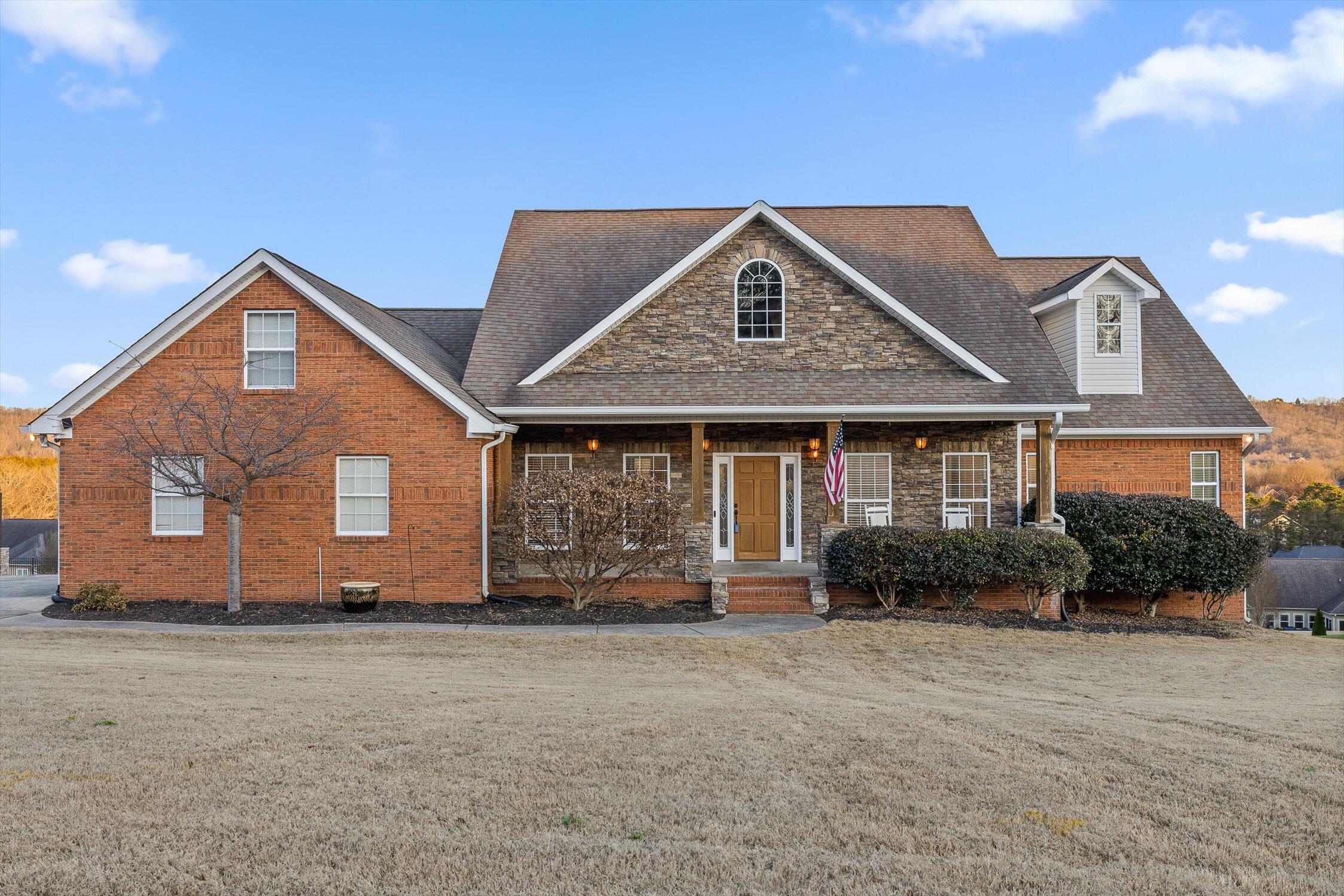 140 Thorncrest Drive