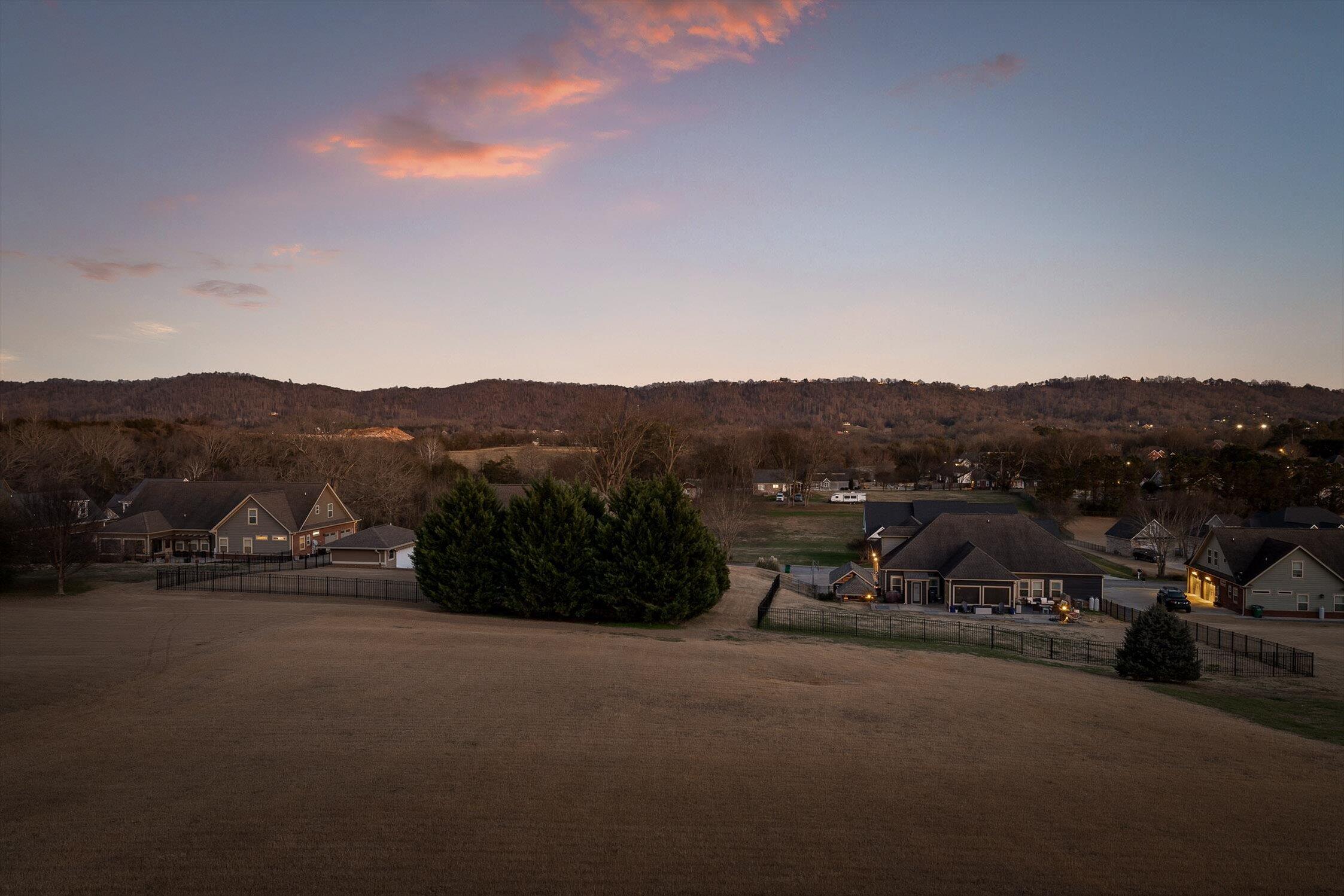 140 Thorncrest Drive