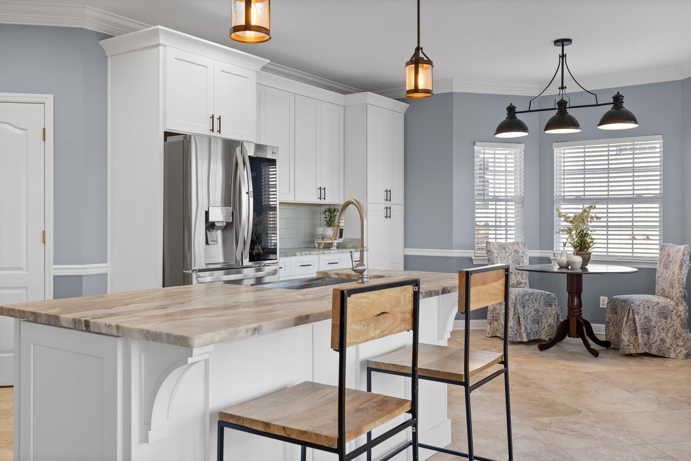 140 Thorncrest Drive