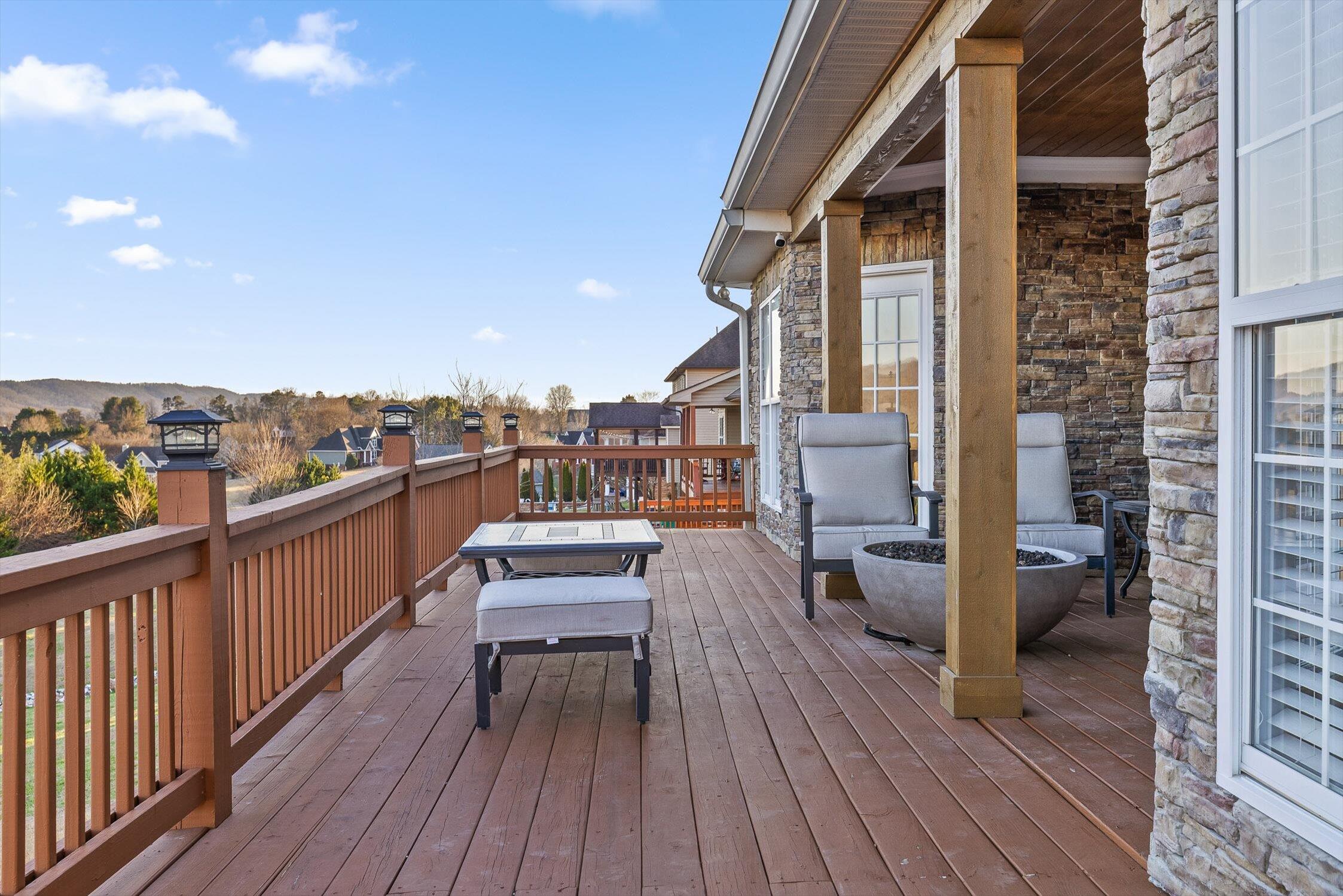 140 Thorncrest Drive