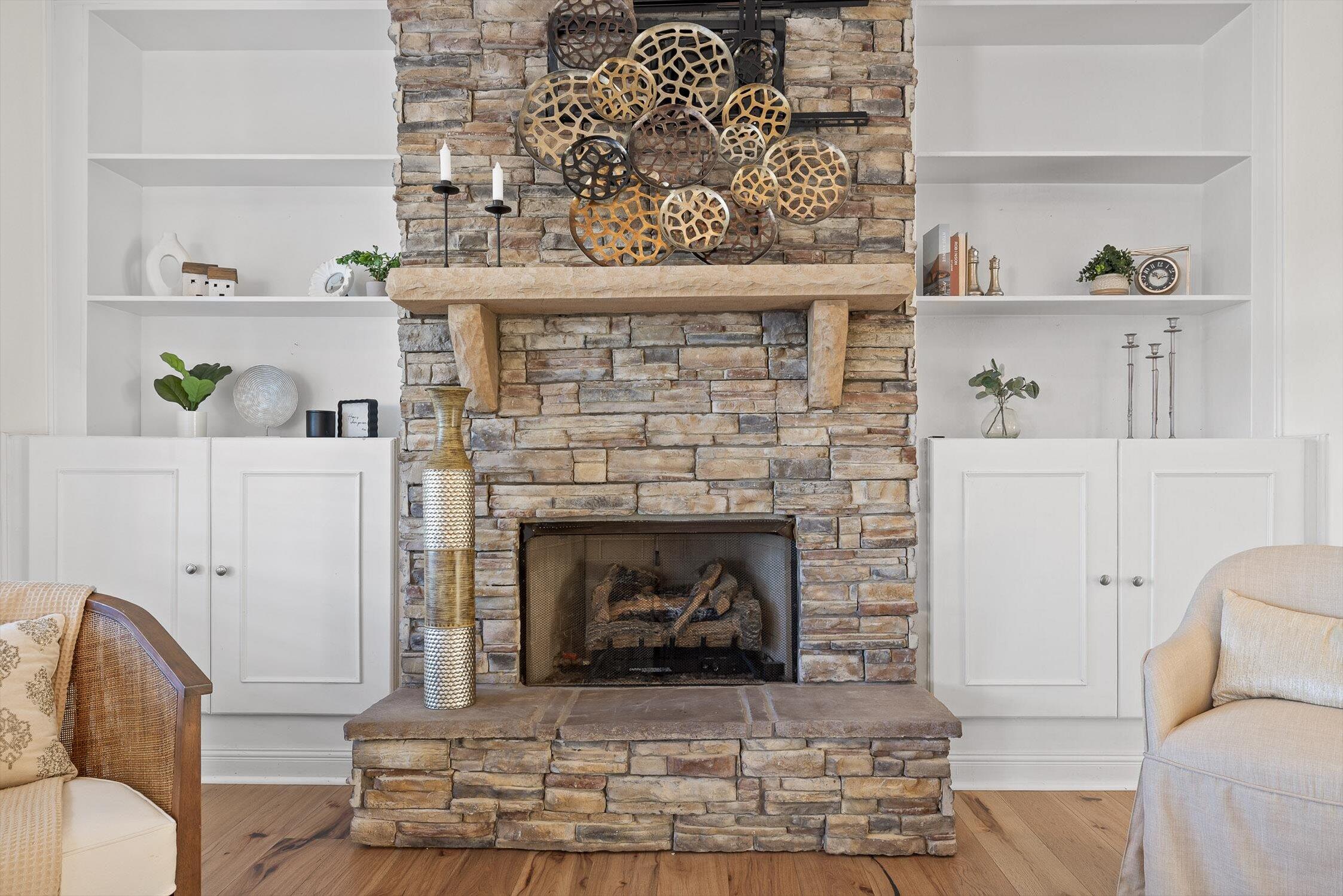 140 Thorncrest Drive