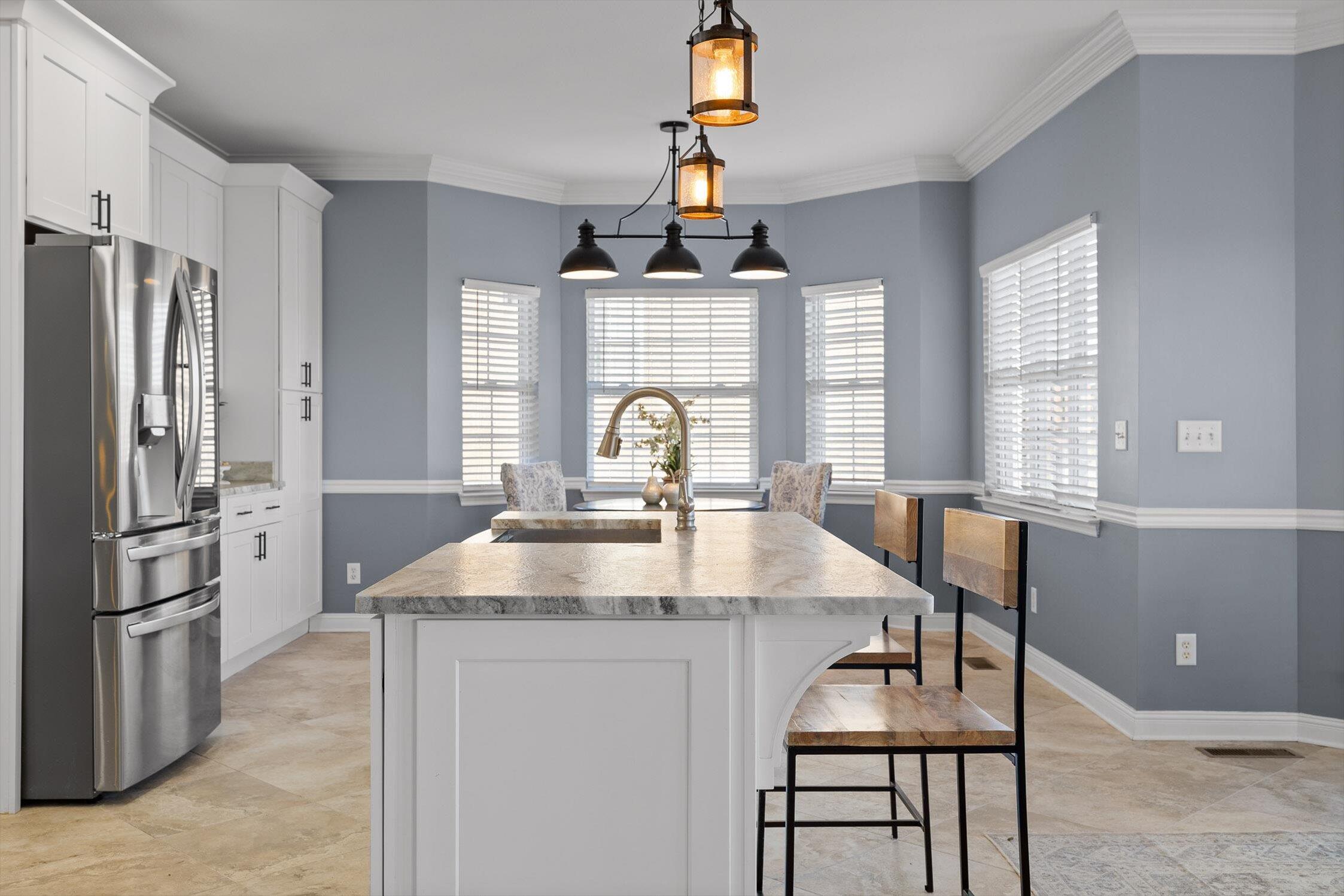 140 Thorncrest Drive