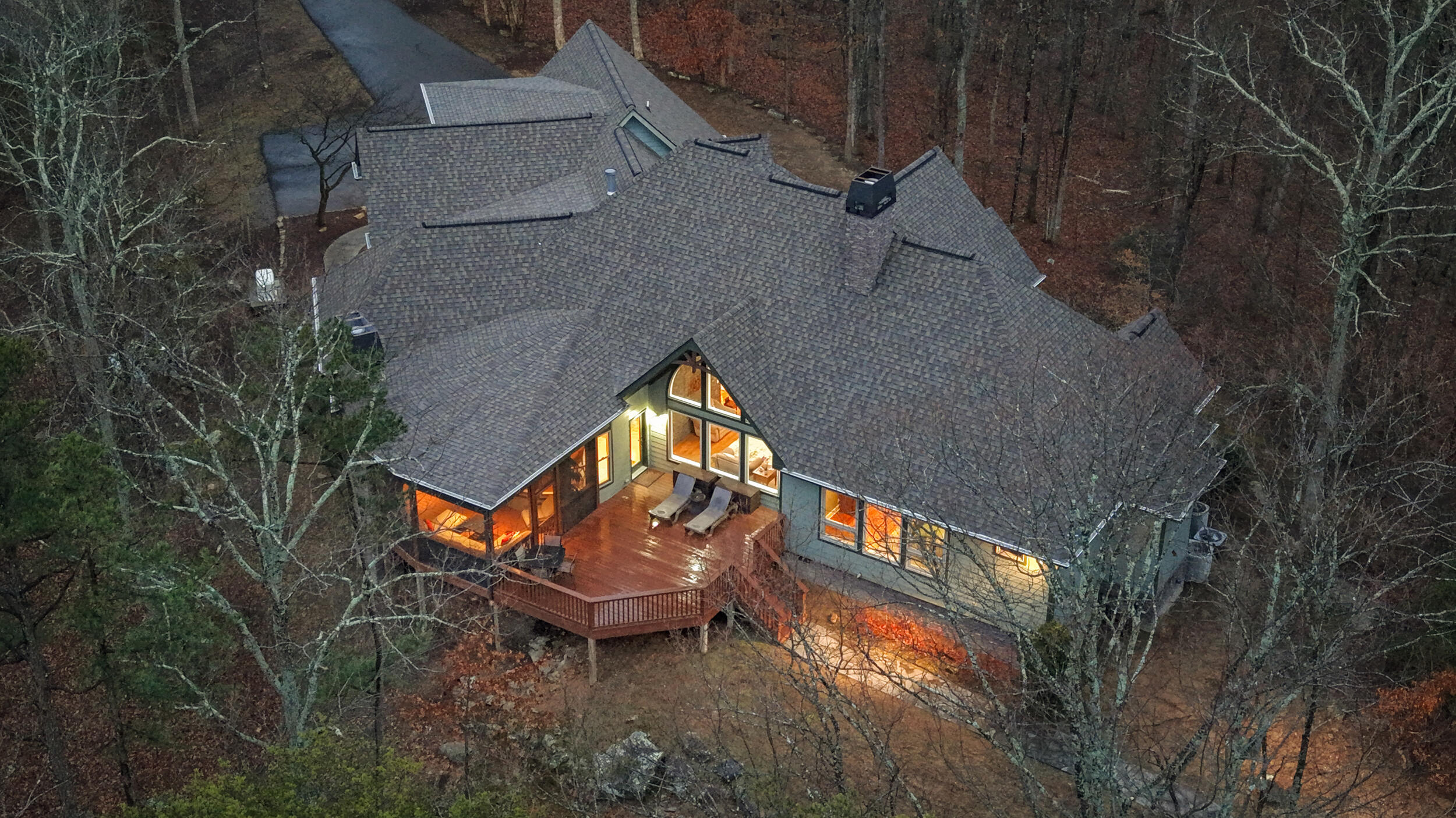 2958 Bluff View Drive W