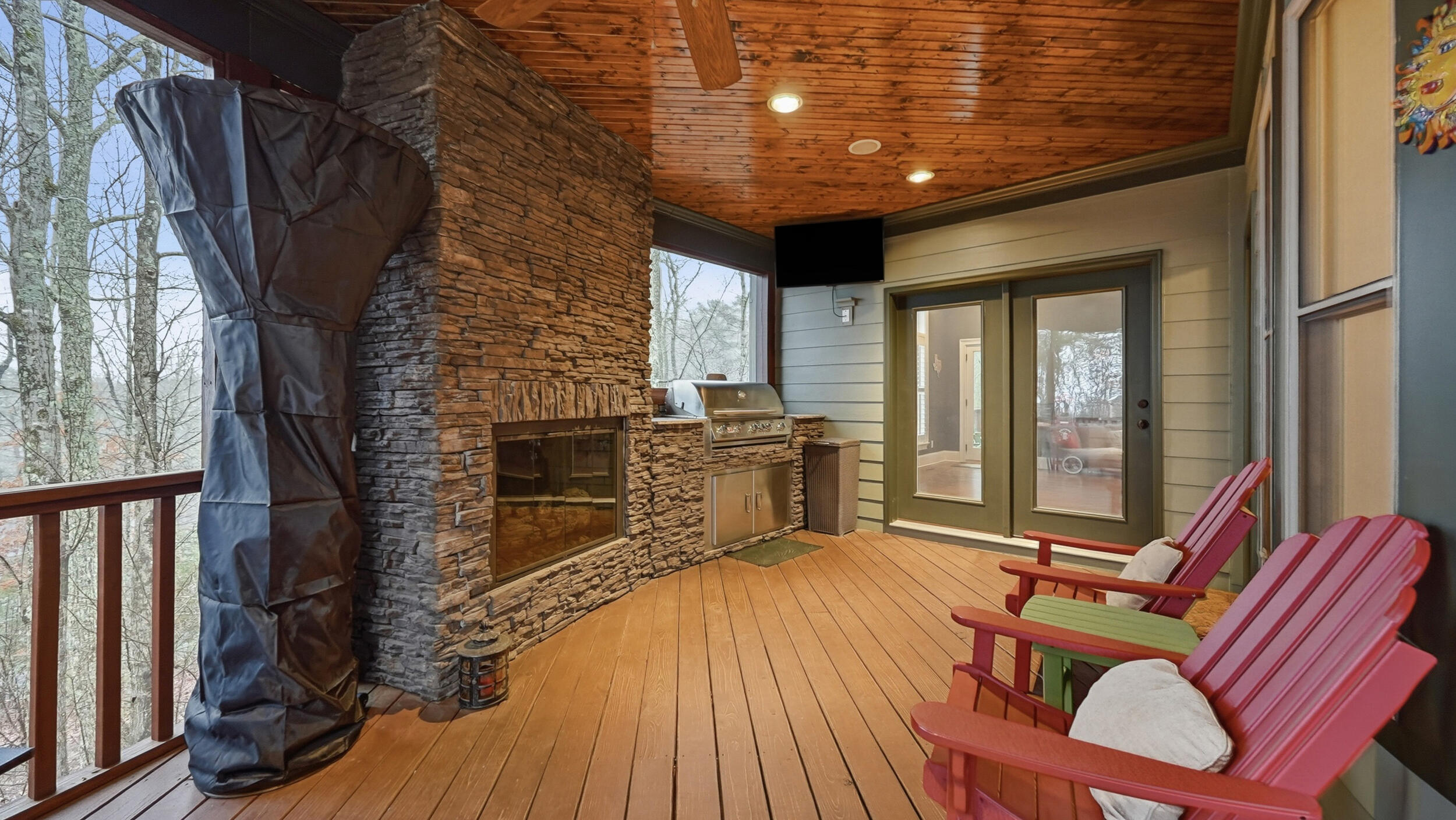 2958 Bluff View Drive W