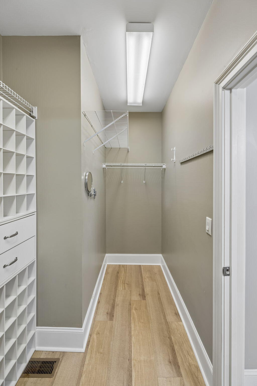 903 Channel View Lane