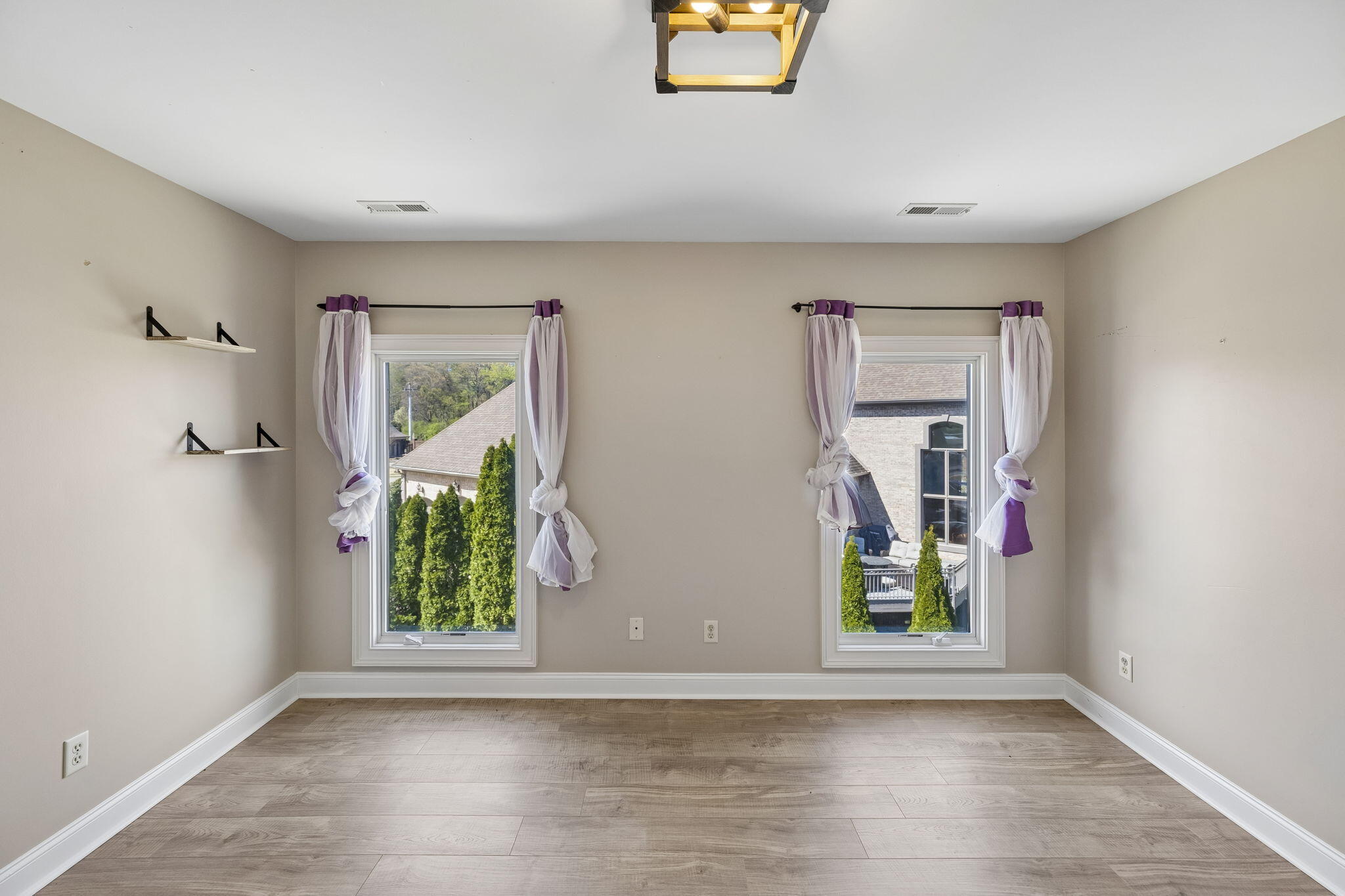 903 Channel View Lane