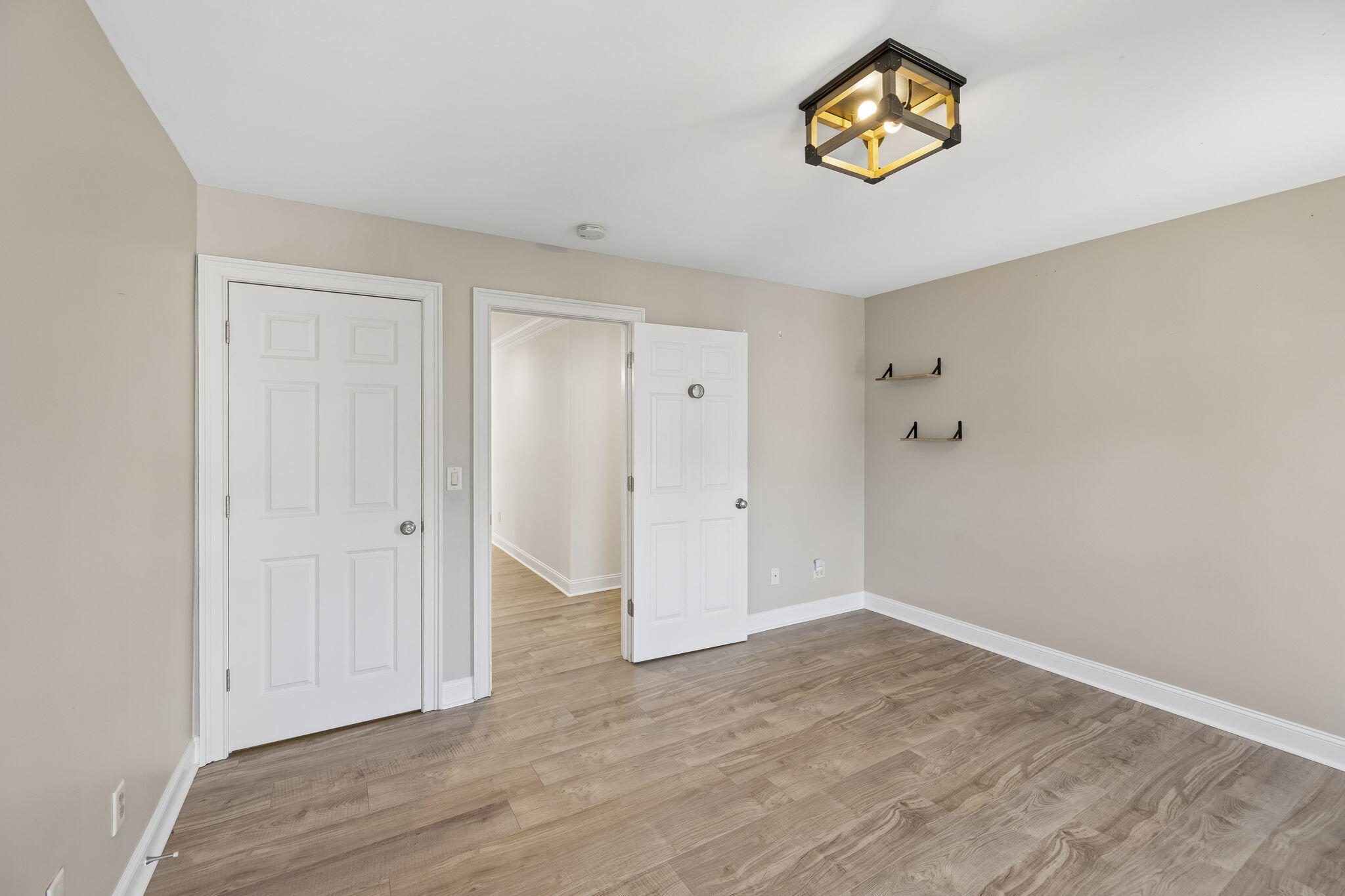 903 Channel View Lane