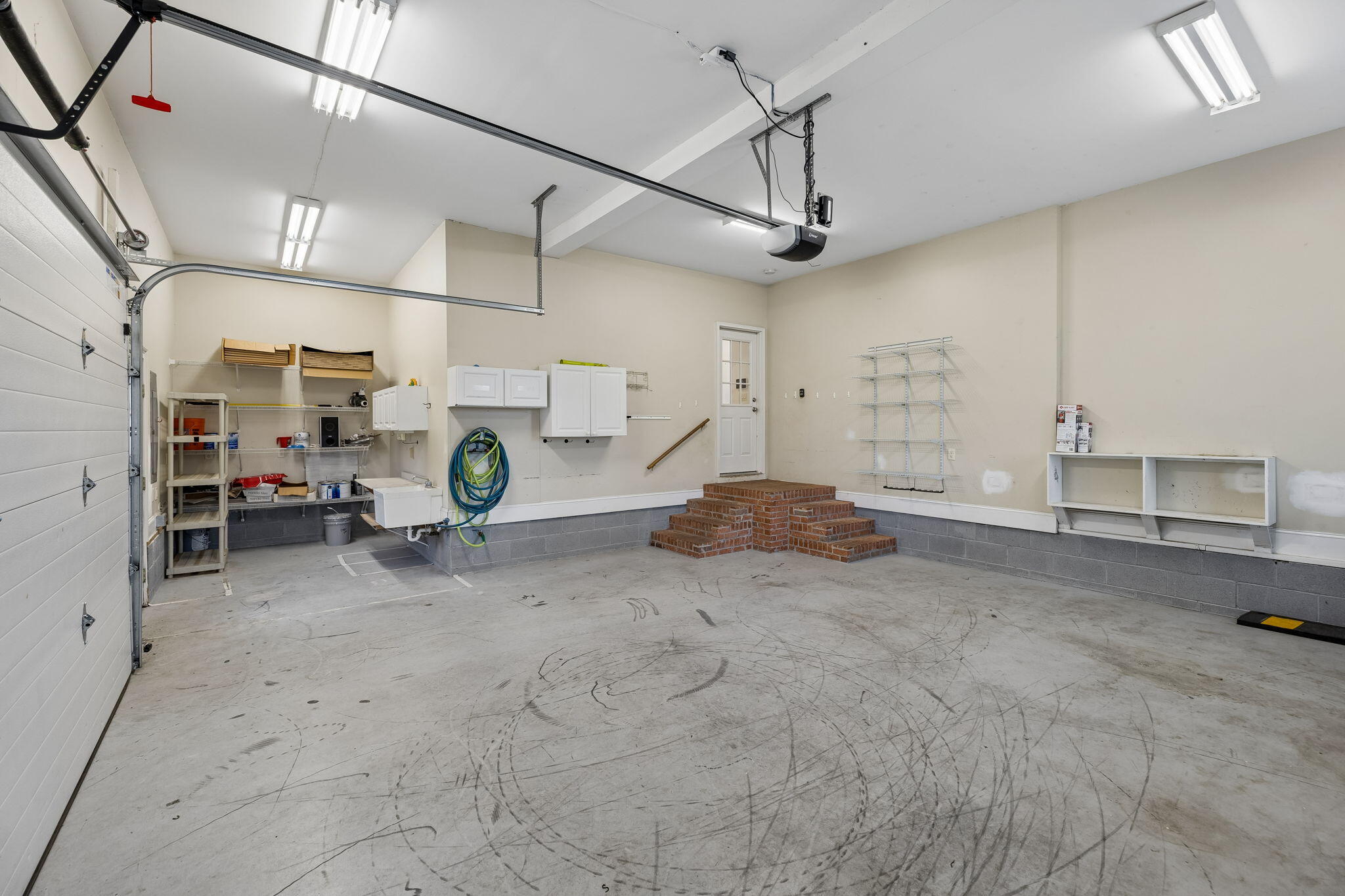 903 Channel View Lane