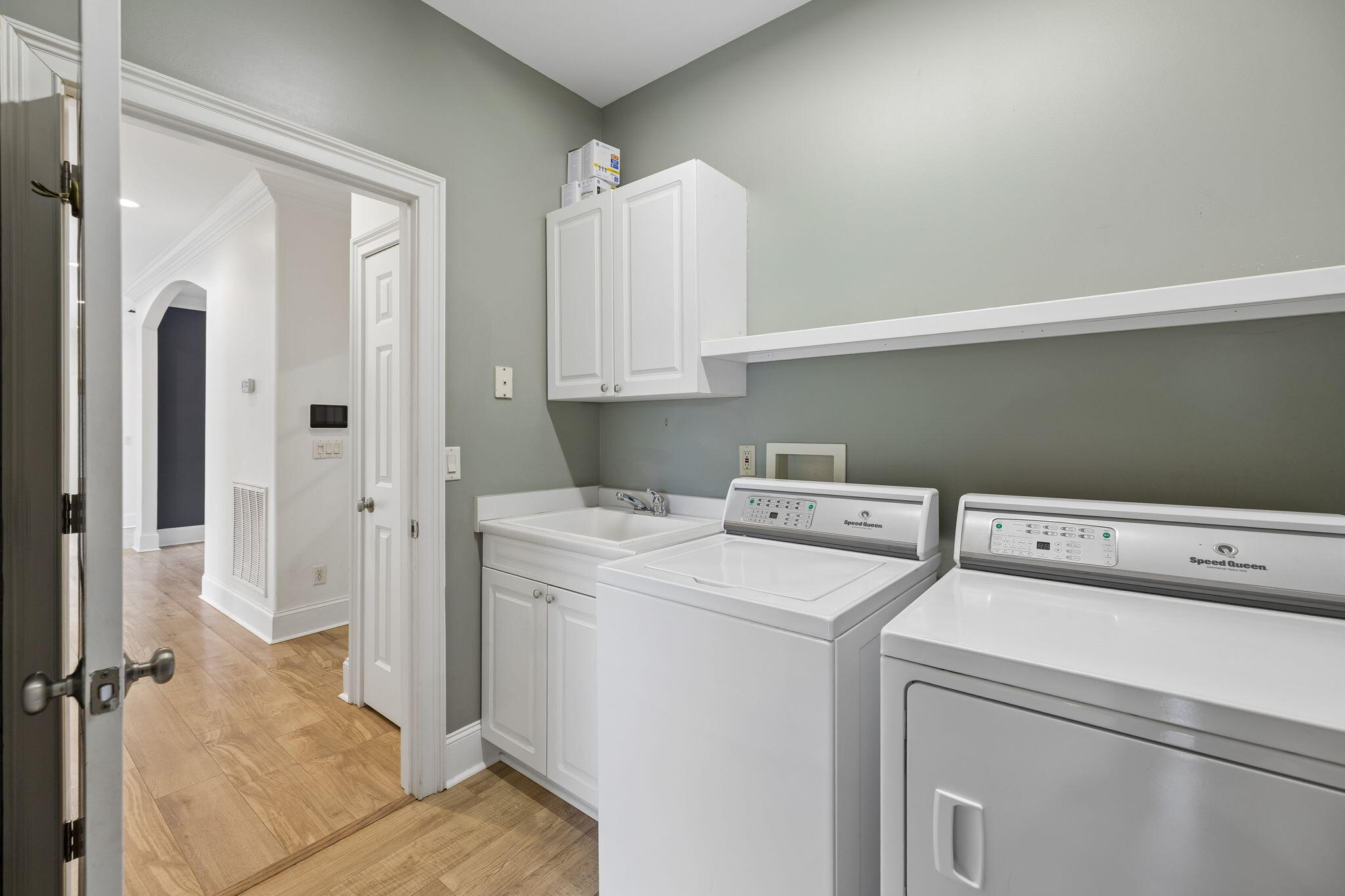 903 Channel View Lane