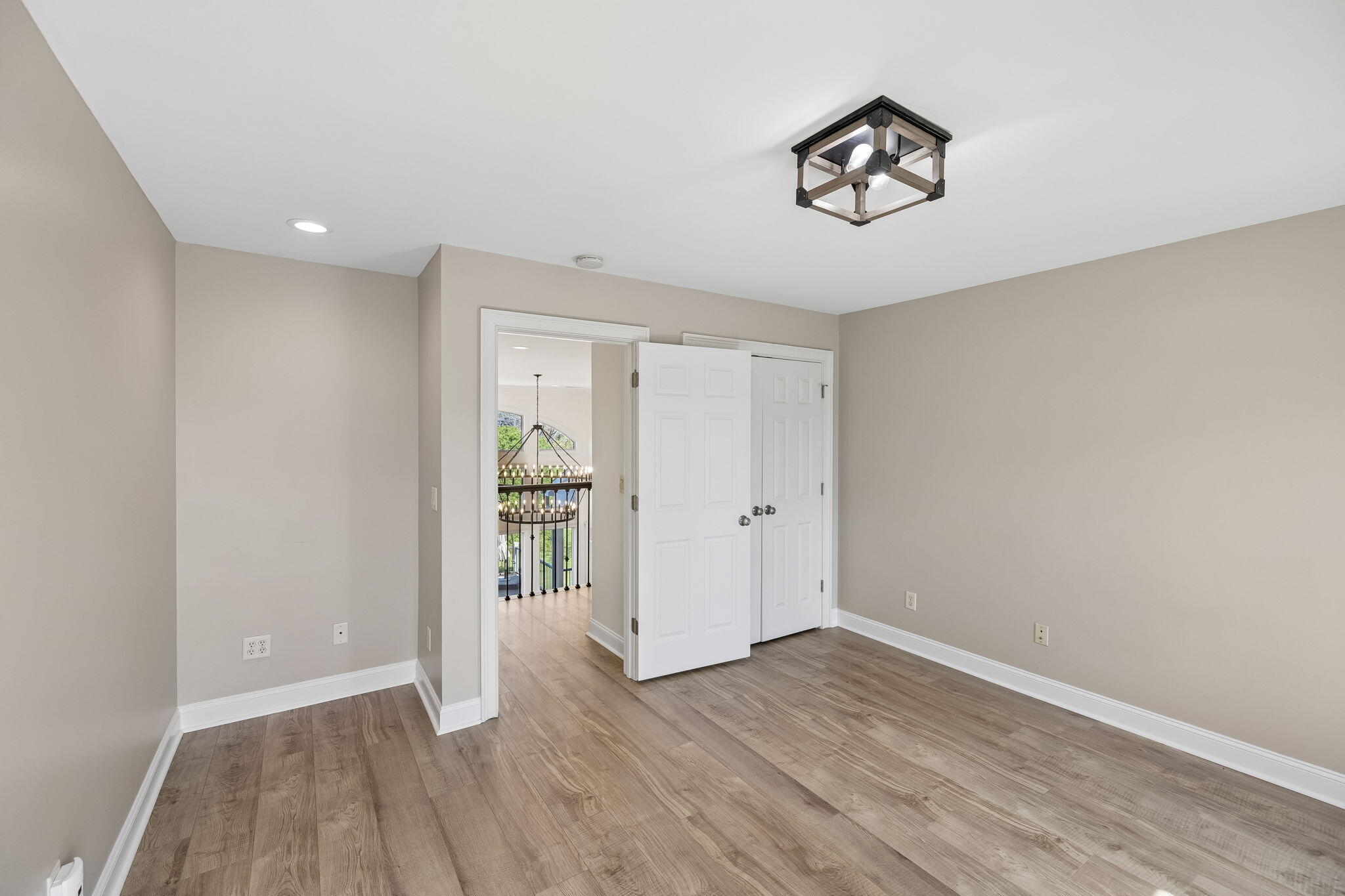 903 Channel View Lane