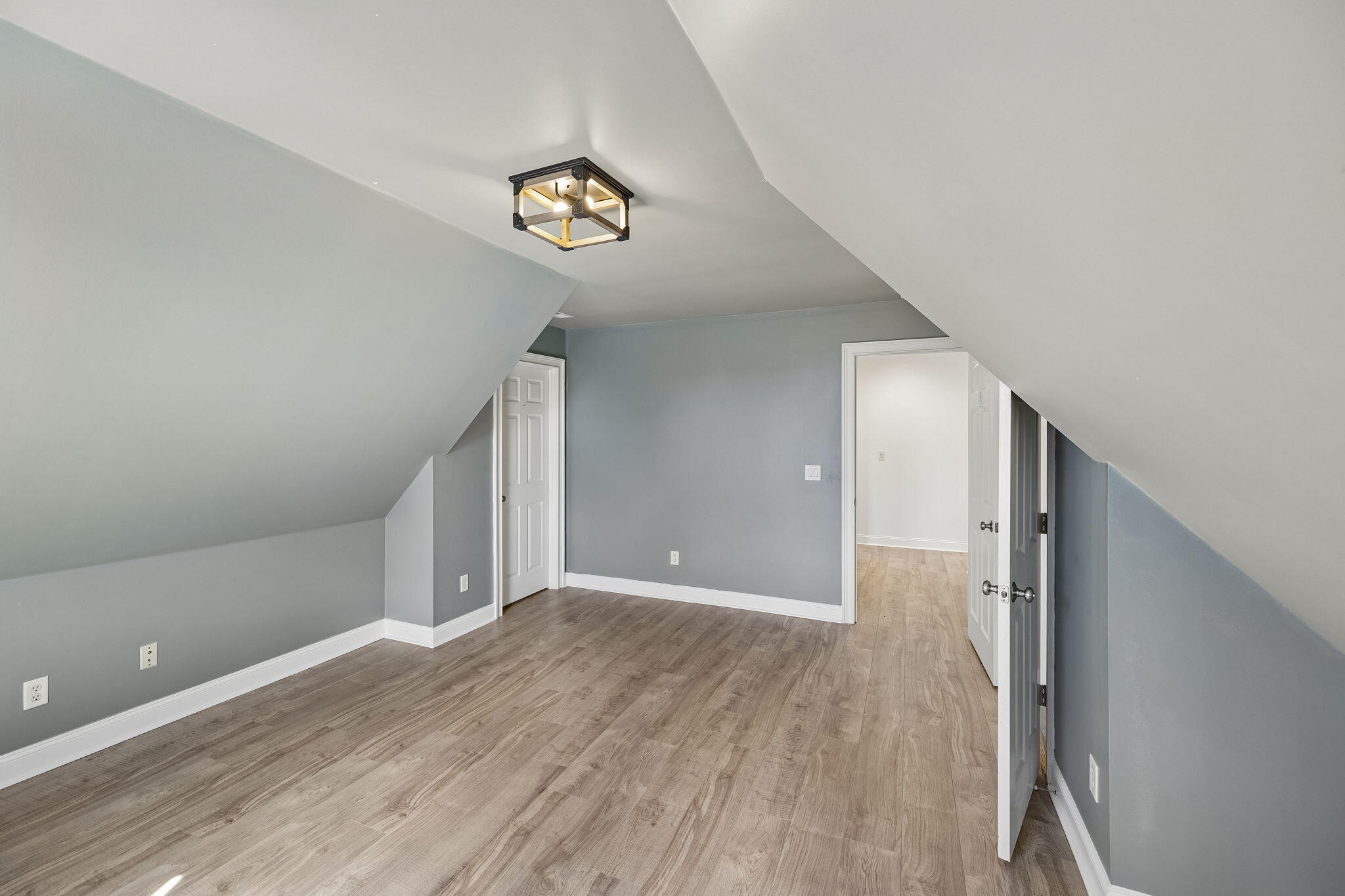 903 Channel View Lane