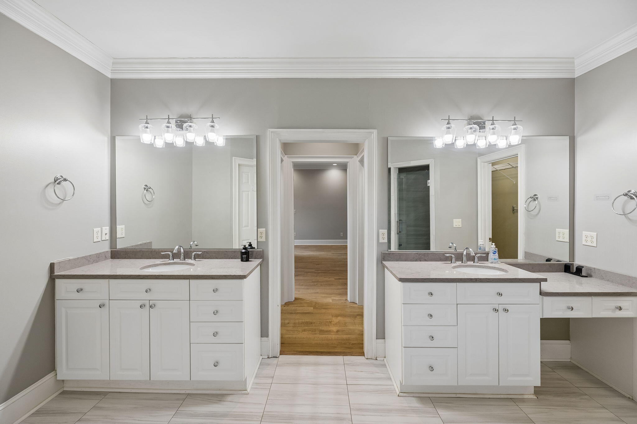 903 Channel View Lane