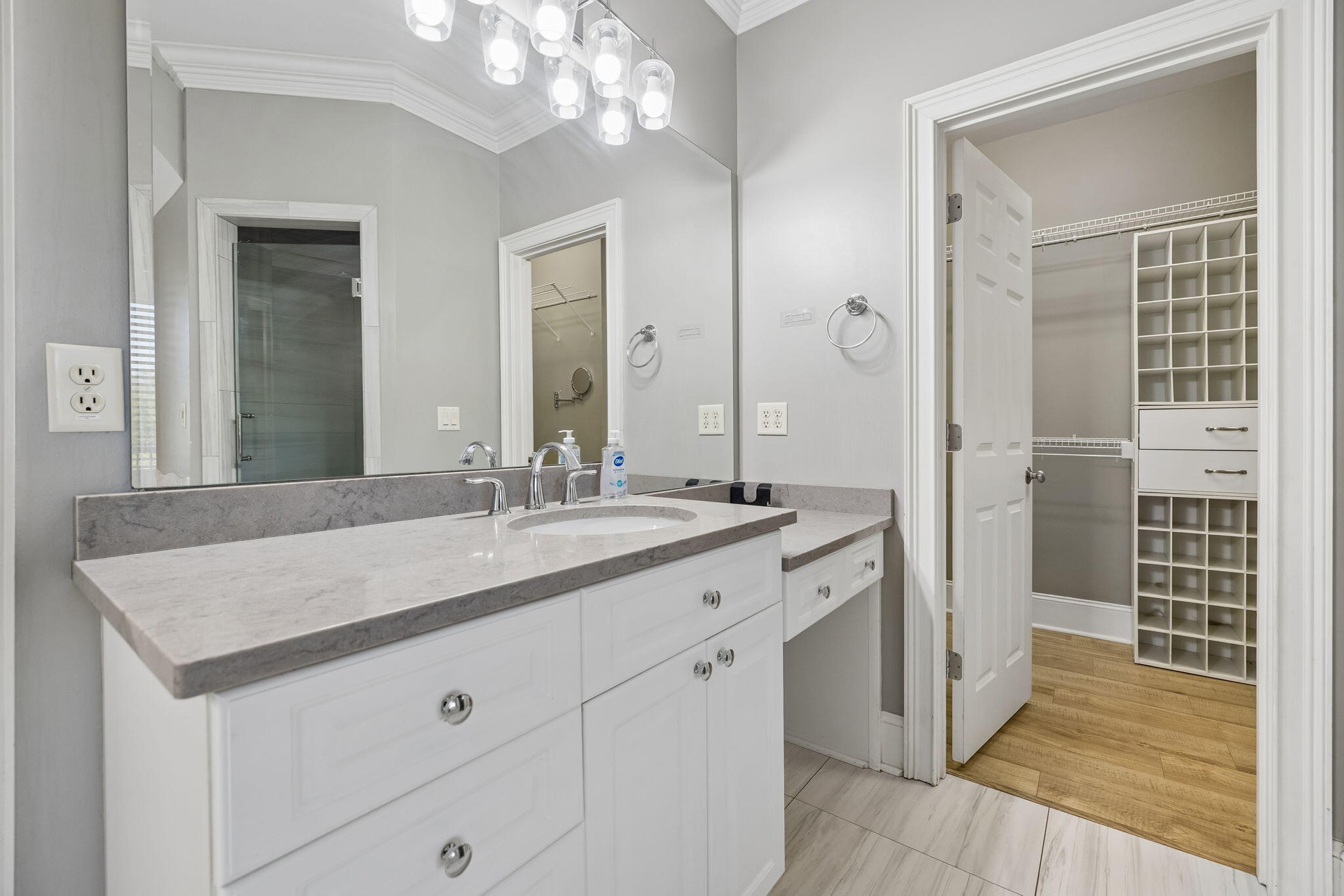 903 Channel View Lane