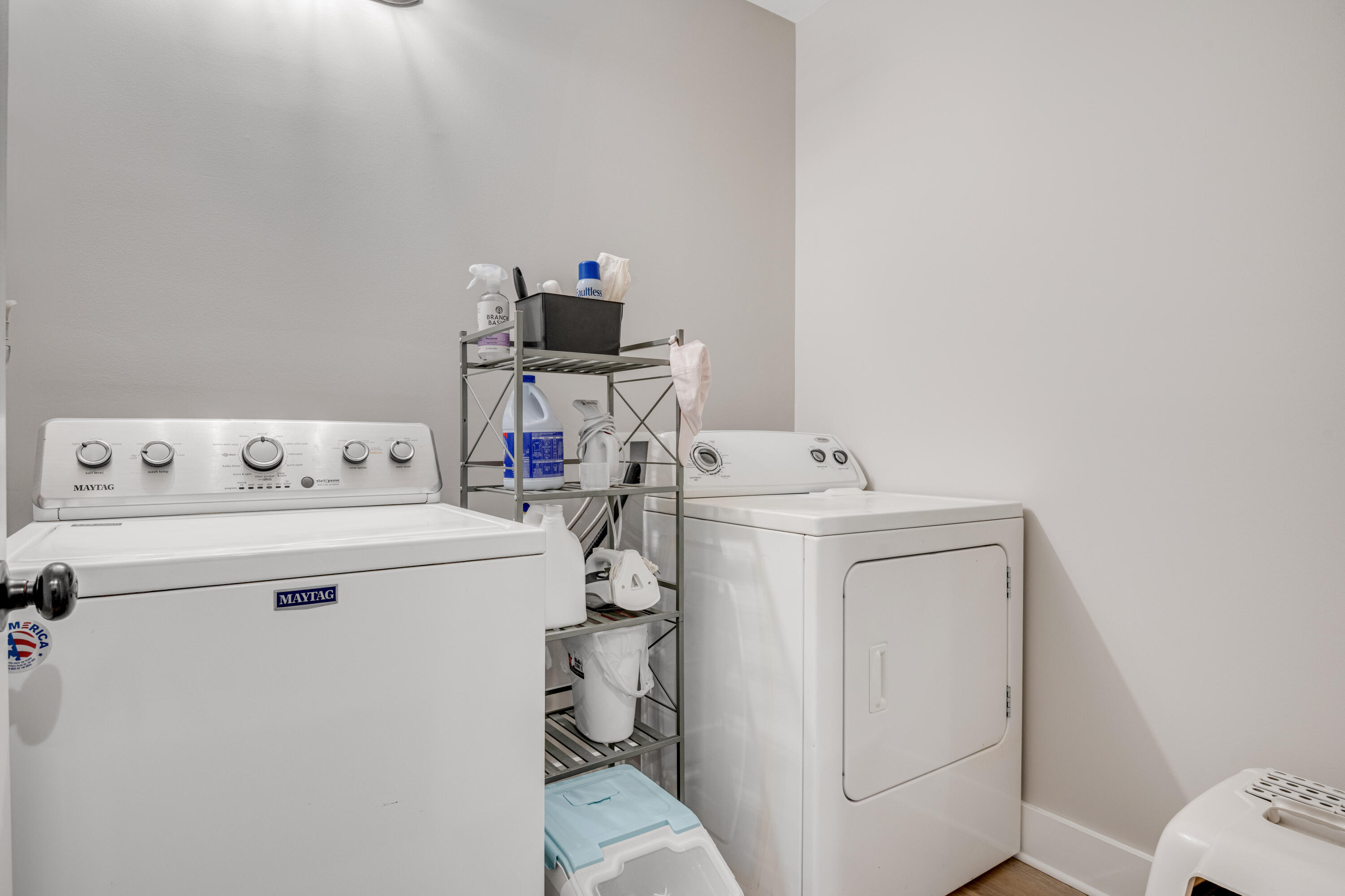 6927 Flagstone Drive