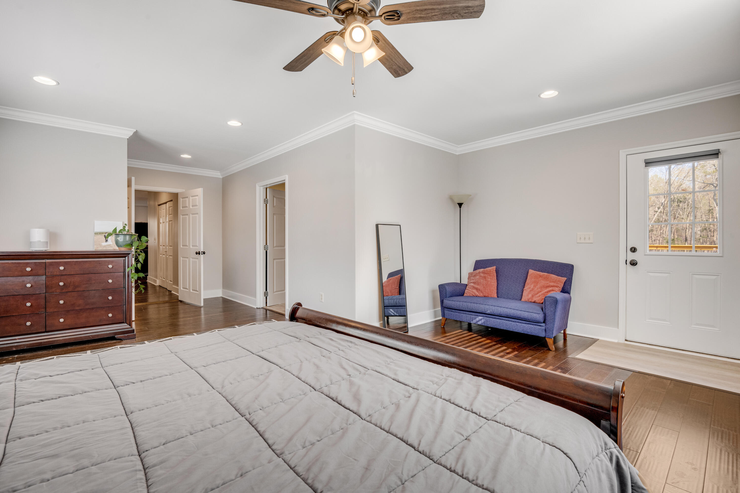 6927 Flagstone Drive