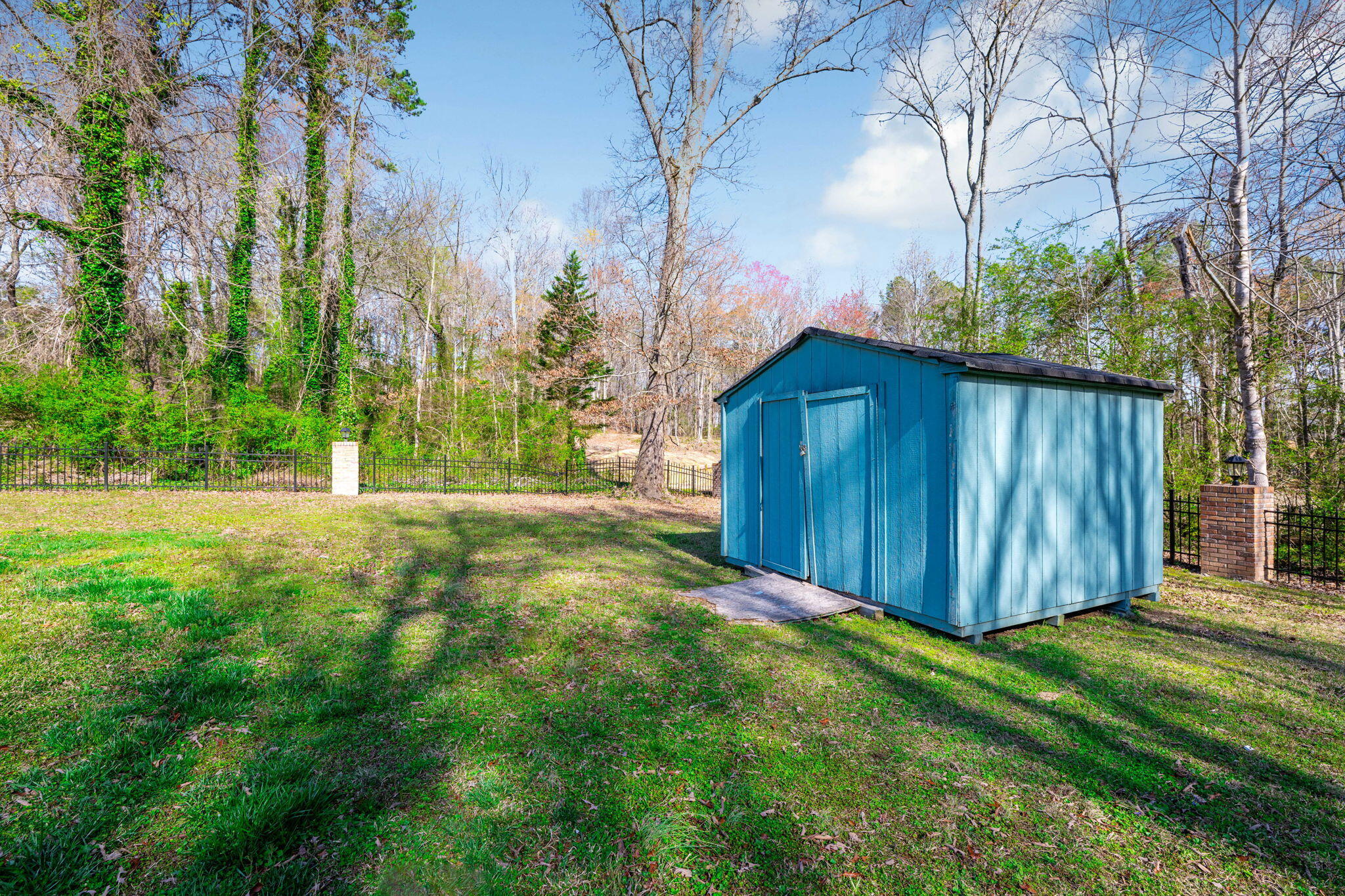 9015 Potomac Drive