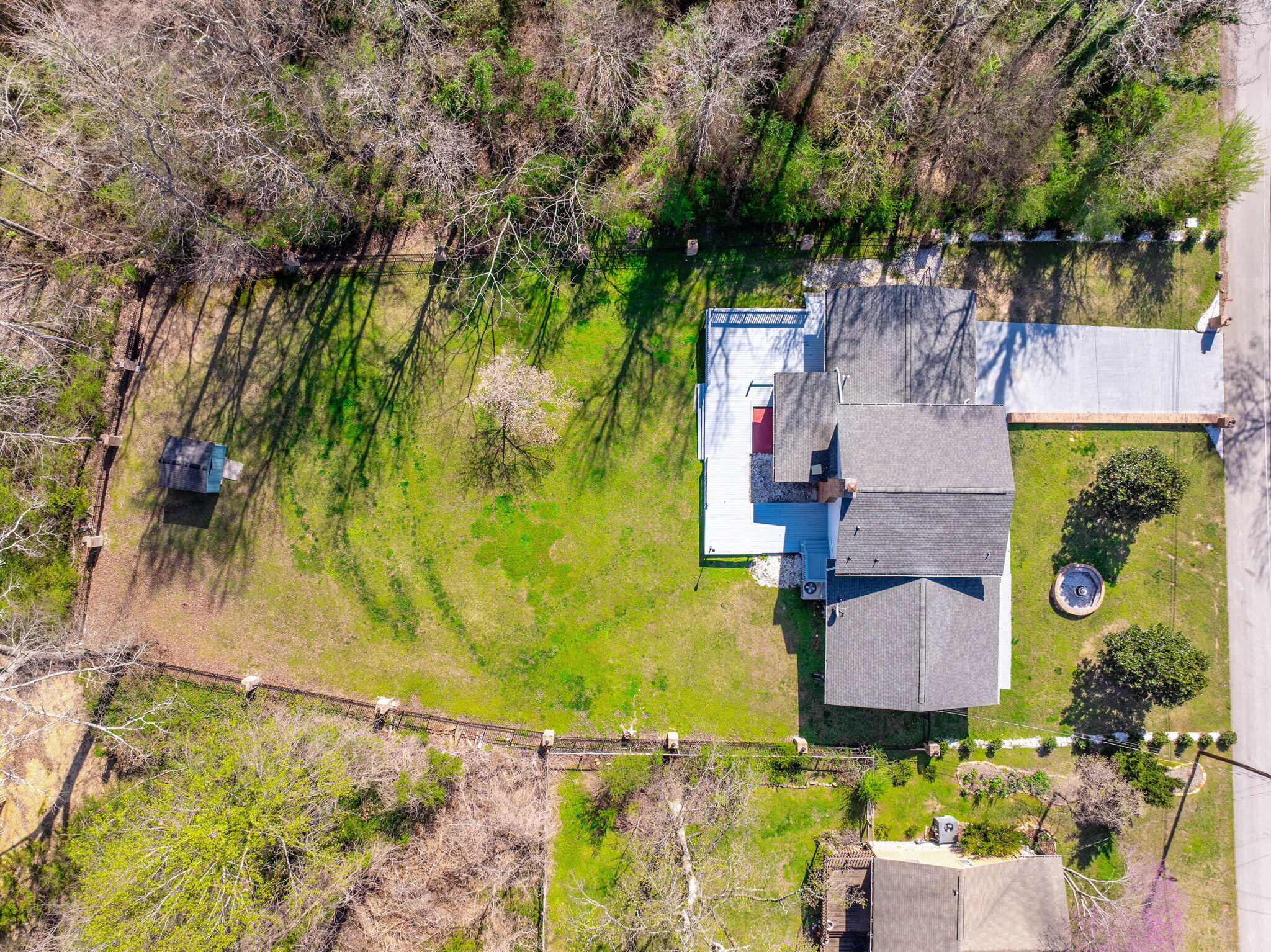 9015 Potomac Drive