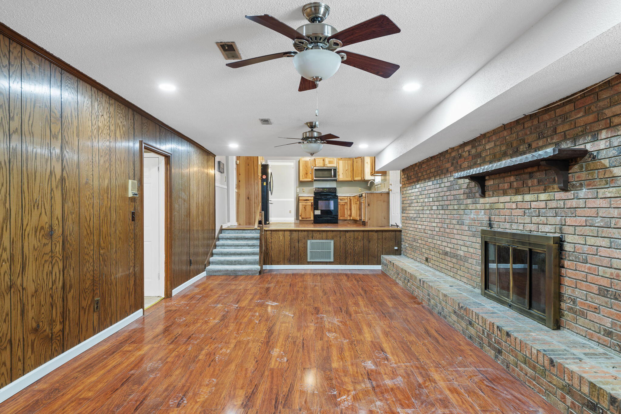 9015 Potomac Drive