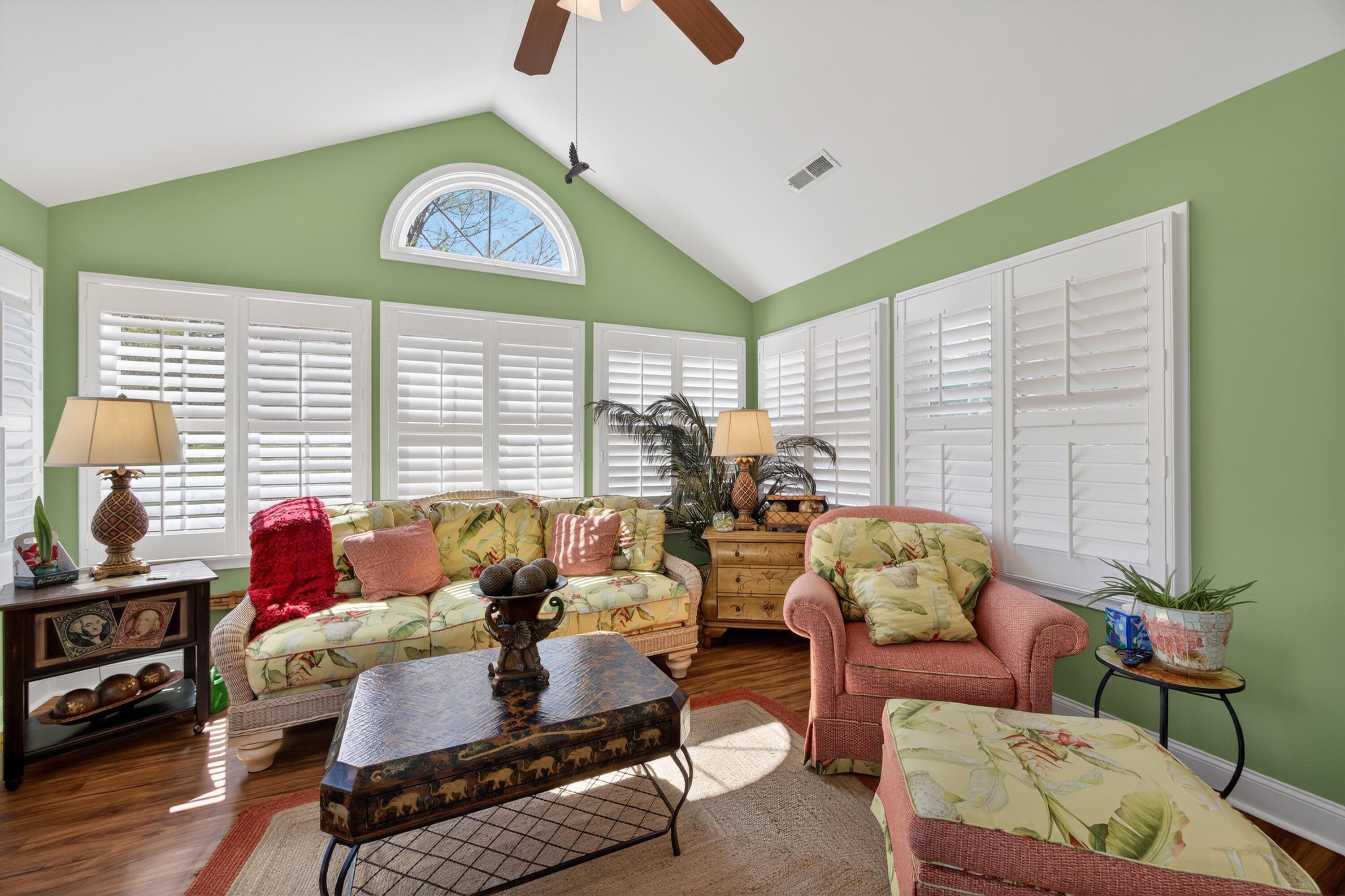861 Carlisle Lane