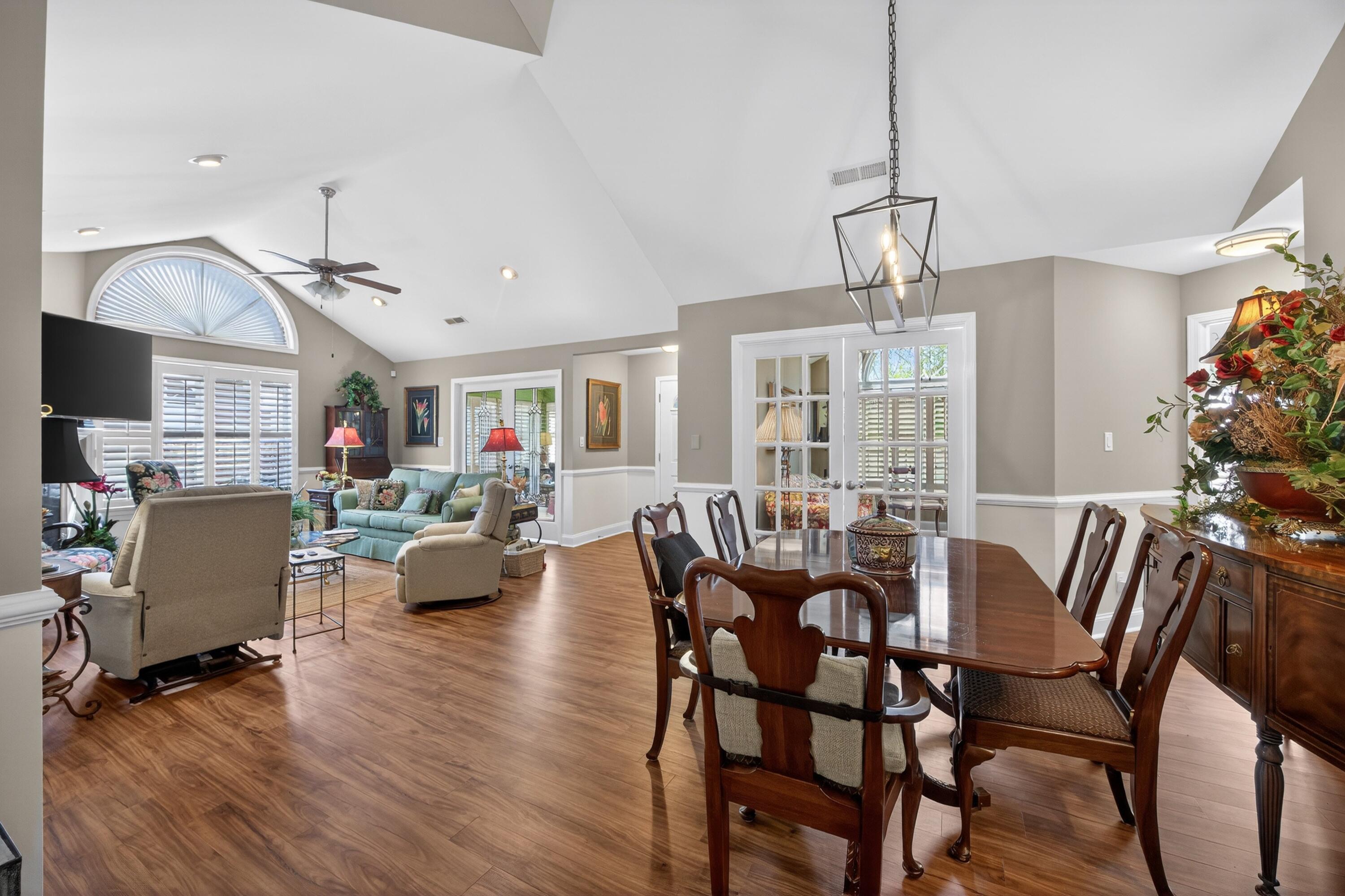 861 Carlisle Lane