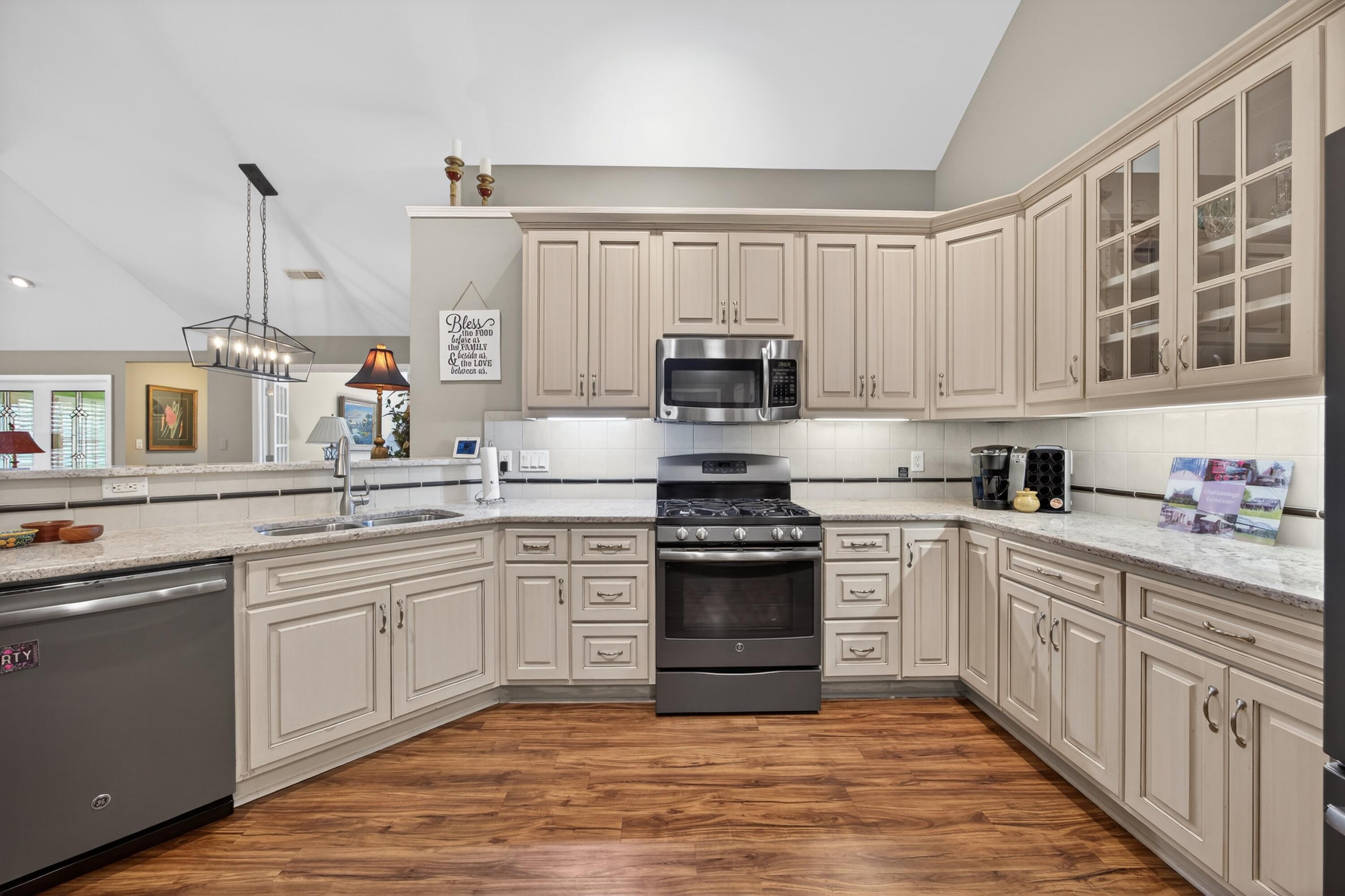 861 Carlisle Lane