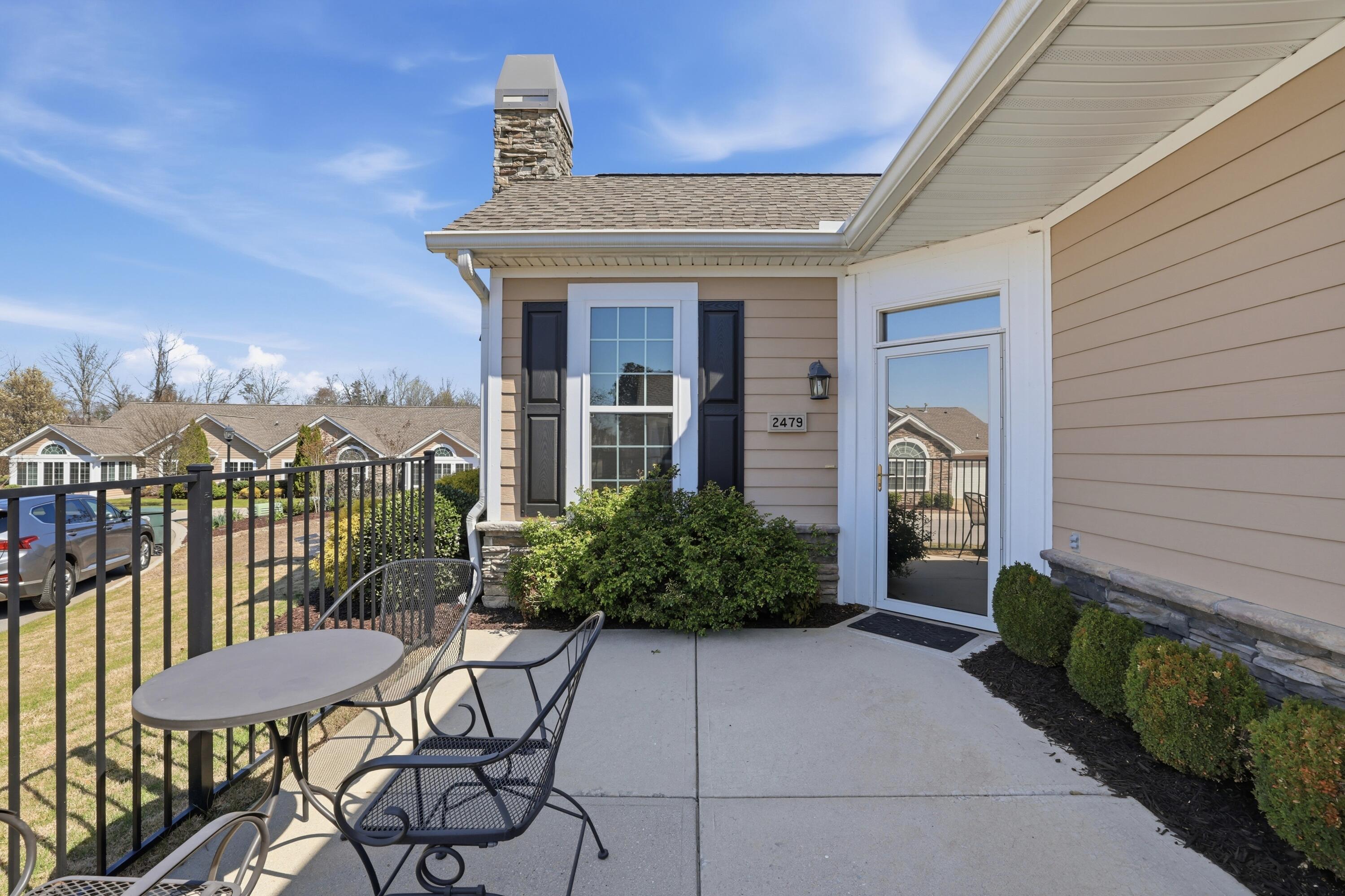 2479 Baskette Way