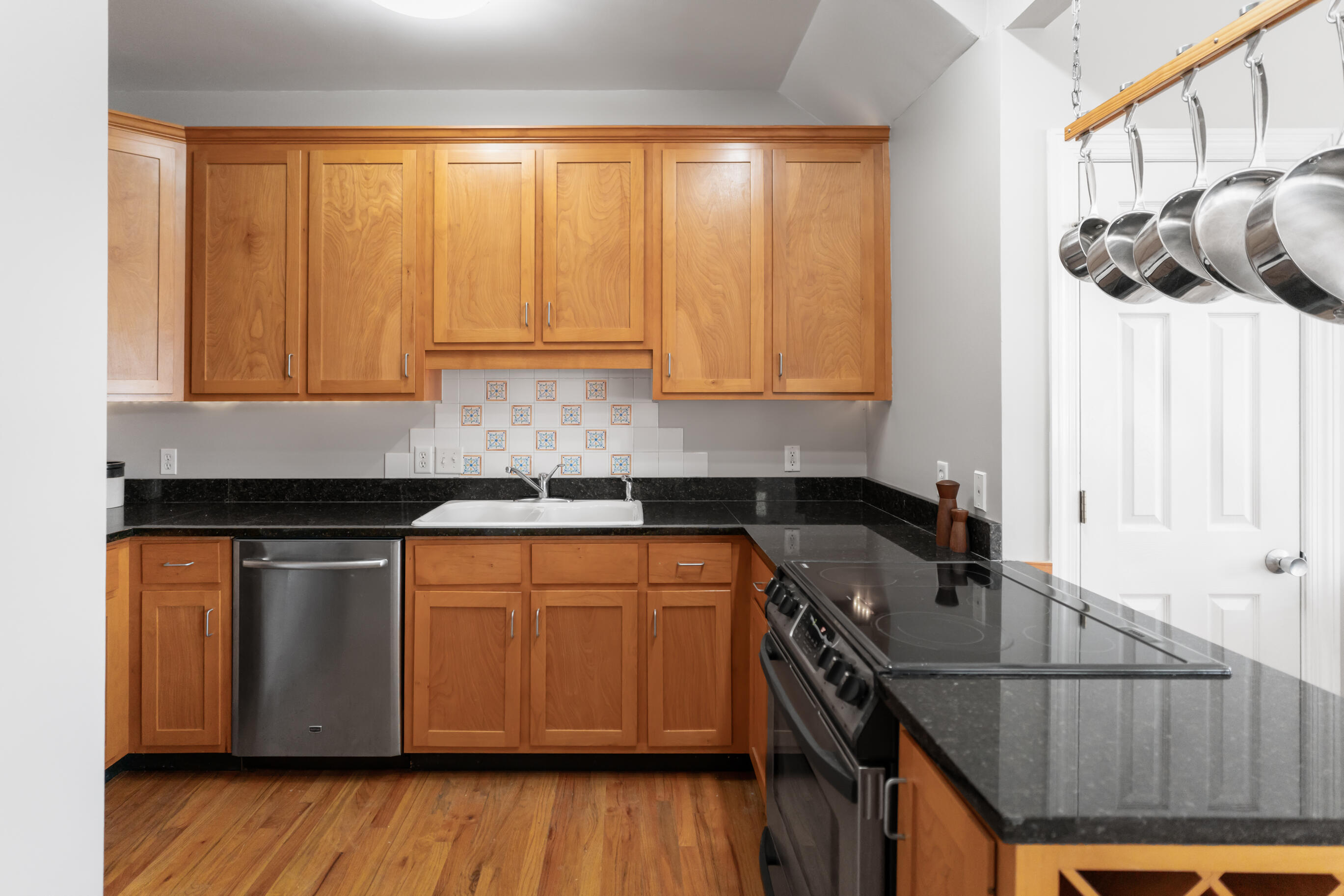 229 W 17th Street