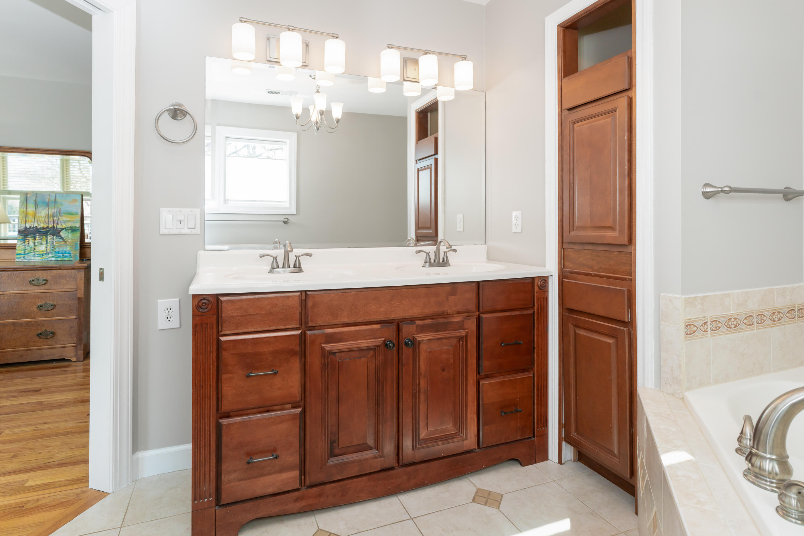 229 W 17th Street